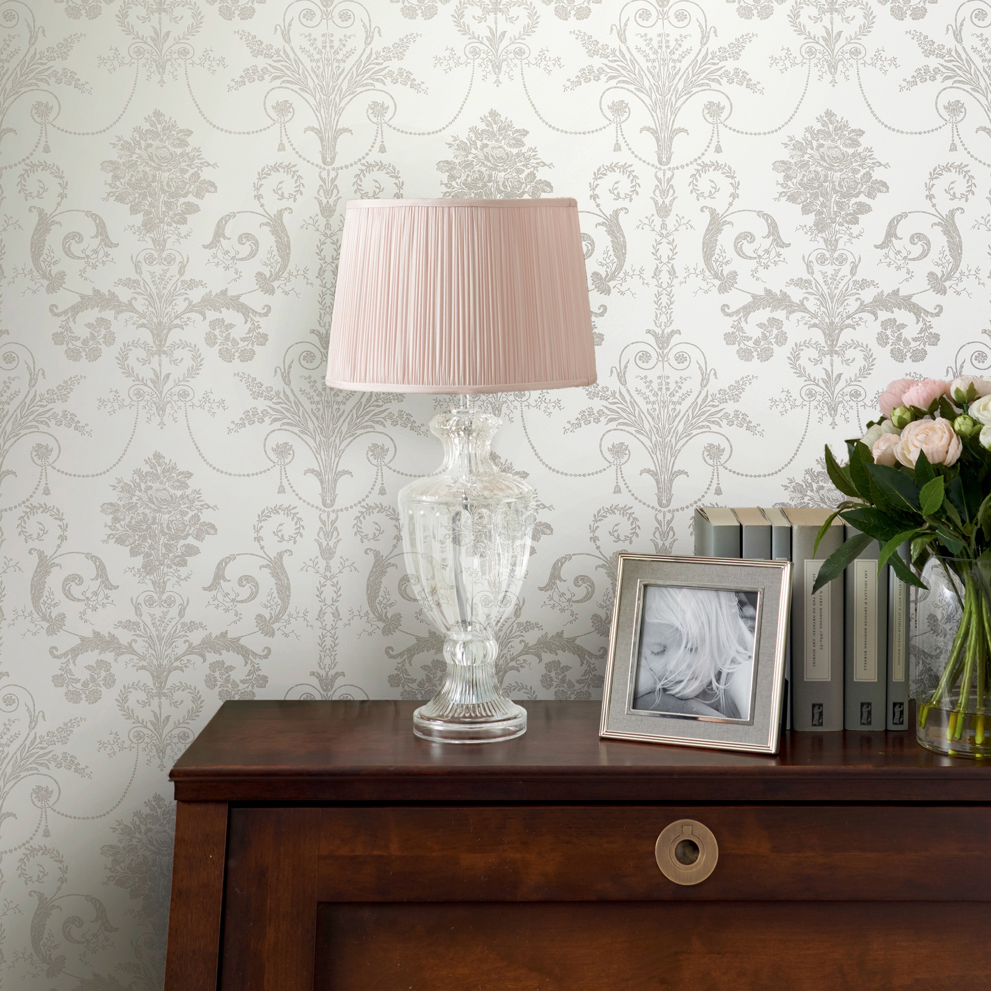 LAURA ASHLEY Vliestapete "Josette" gemustert FSC zertifiziert, mit lebhaftem Druck, 10 Meter Länge