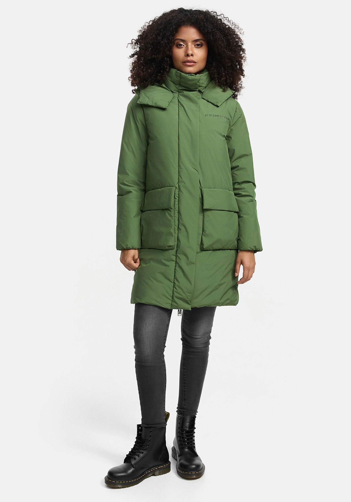 Marikoo Winterjacke »Nanami« mit großer Kapuze