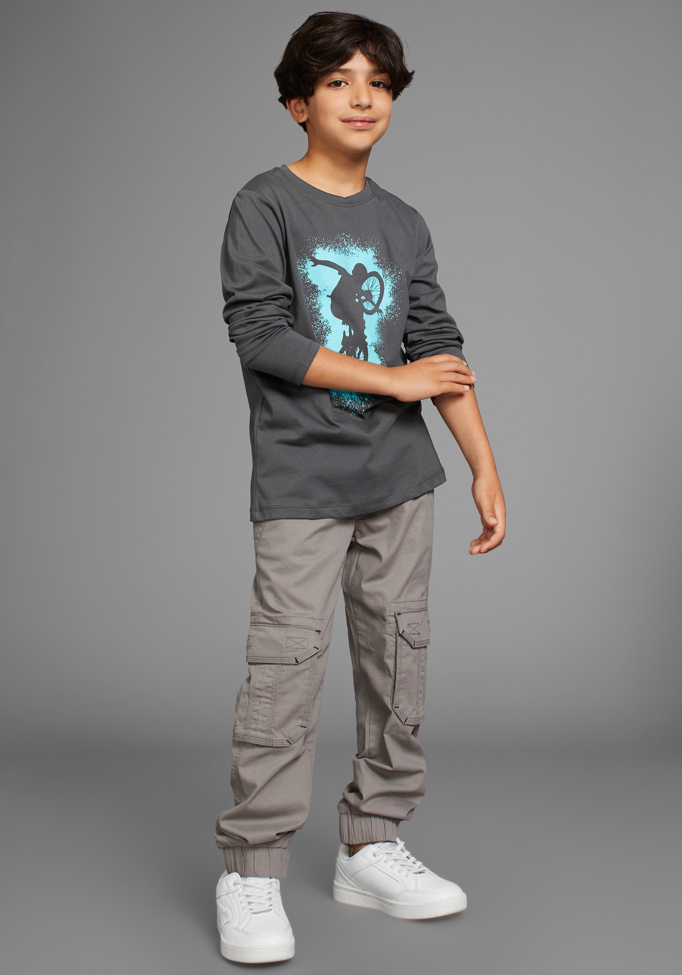 Langarmshirt KIDSWORLD "BIKER", Jungen, Gr. 164/170, grau (anthrazit), Jersey, Obermaterial: 100% Baumwolle, bedruckt, Basic hüftlang, Rundhals, Shirts Langarmshirt, lässiger Druck für Jungen, Topseller 3