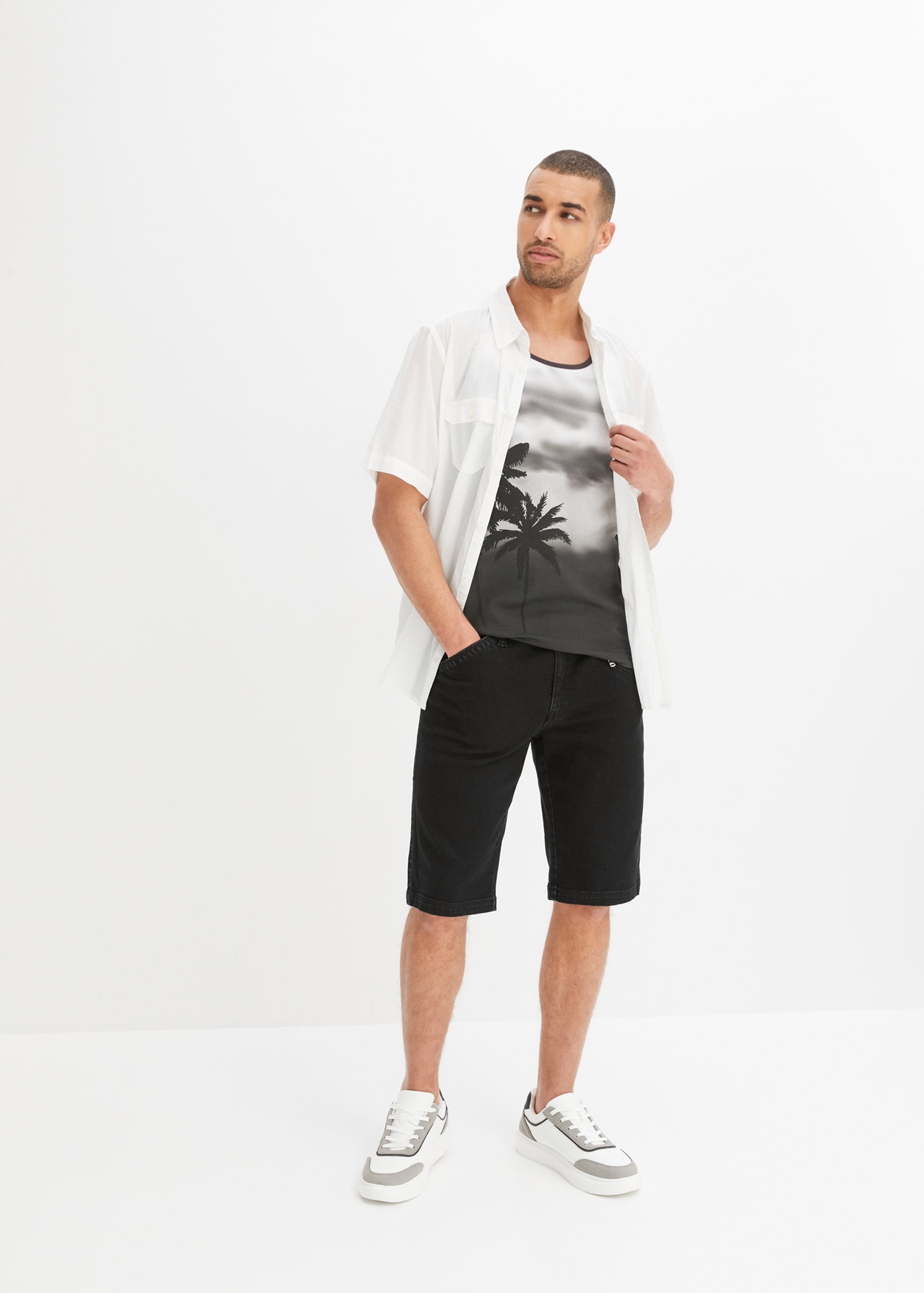 bonprix Kurzarmhemd »Kurzarmhemd aus reiner Baumwolle« Regular Fit, aus Baumwolle, mit Brusttaschen, Kentkragen