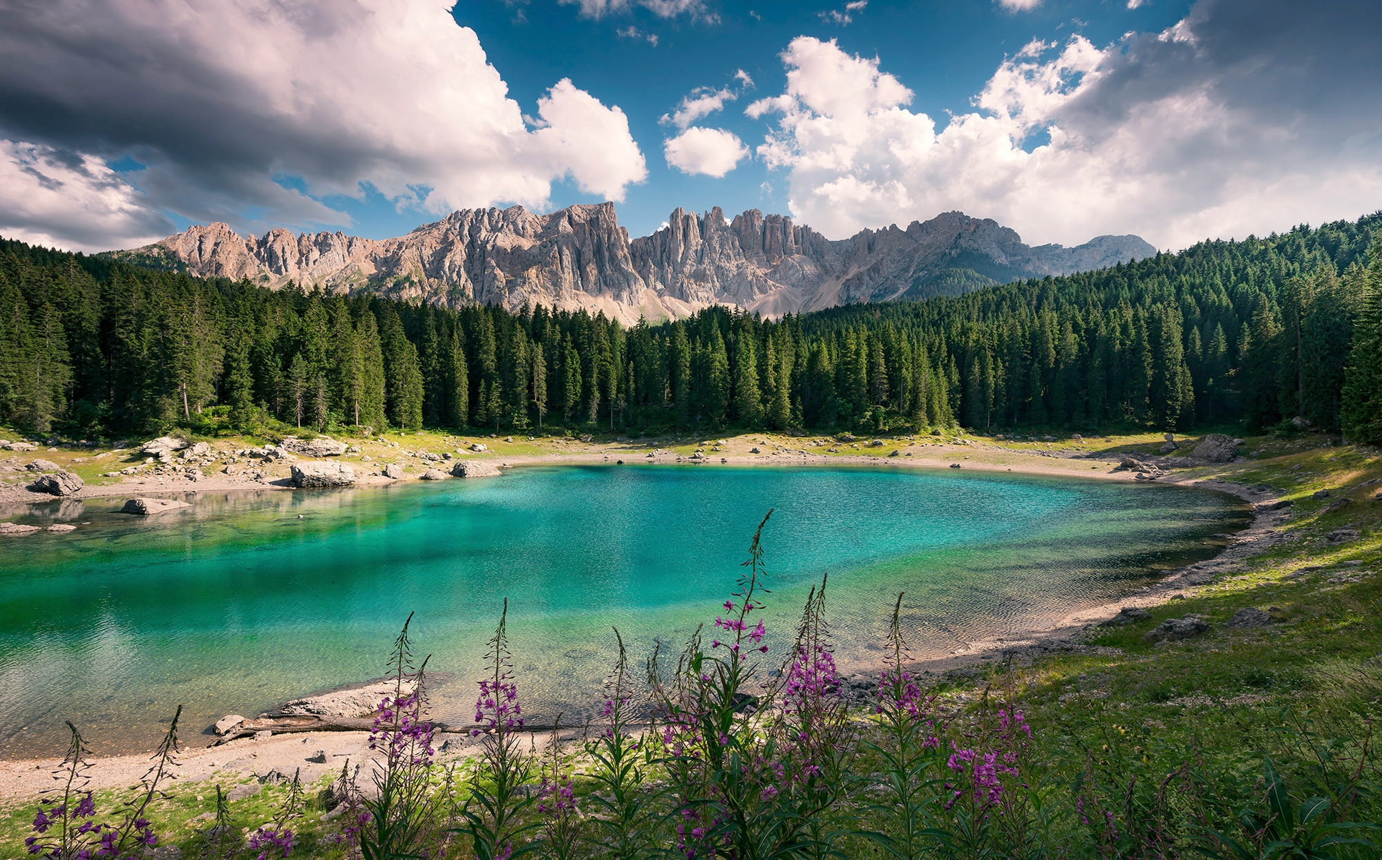 Komar Vliestapete "Dolomitenjuwel", 450x280 cm (Breite x Höhe), Wohnzimmer, Schlafzimmer