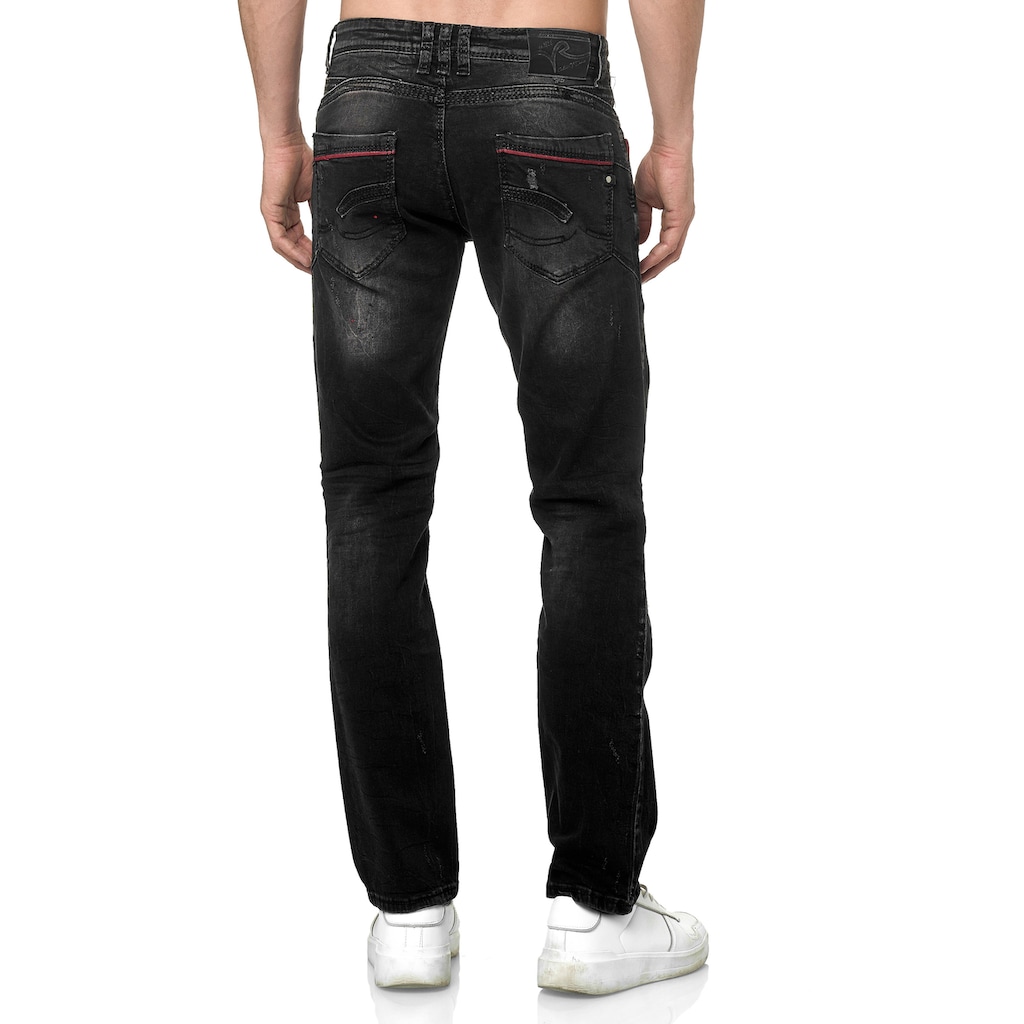 Rusty Neal Bequeme Jeans, in geradem Schnitt