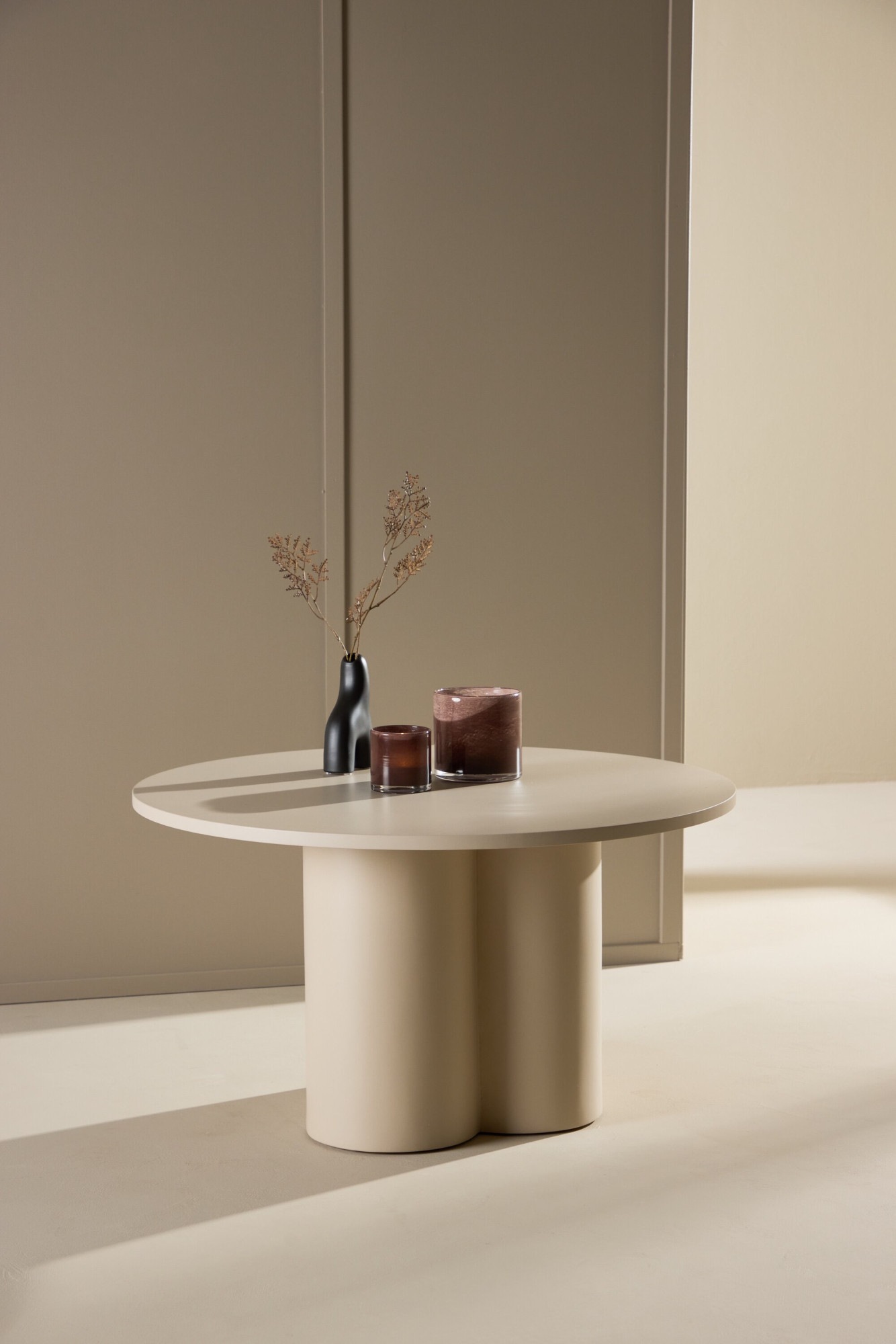 Venture Home "Olivia, runder Couchtisch, modern & elegant, Ø 80 cm" Sofatisch, MDF, rund, sanft geformt, anspruchsvoll, klar