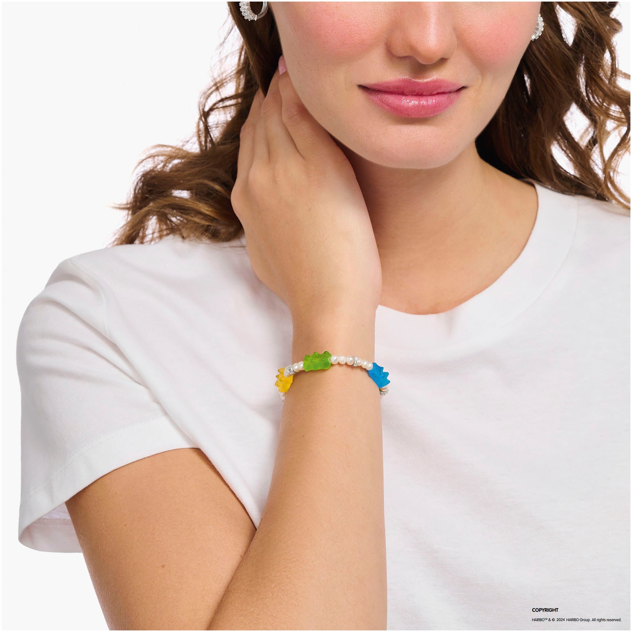 THOMAS SABO Armband »THOMAS SABO x HARIBO Schmuck: Perlenarmband mit Goldbären bunt«, mit Kristallglas, Zirkonia (synth.) - mit Süßwasserzuchtperle