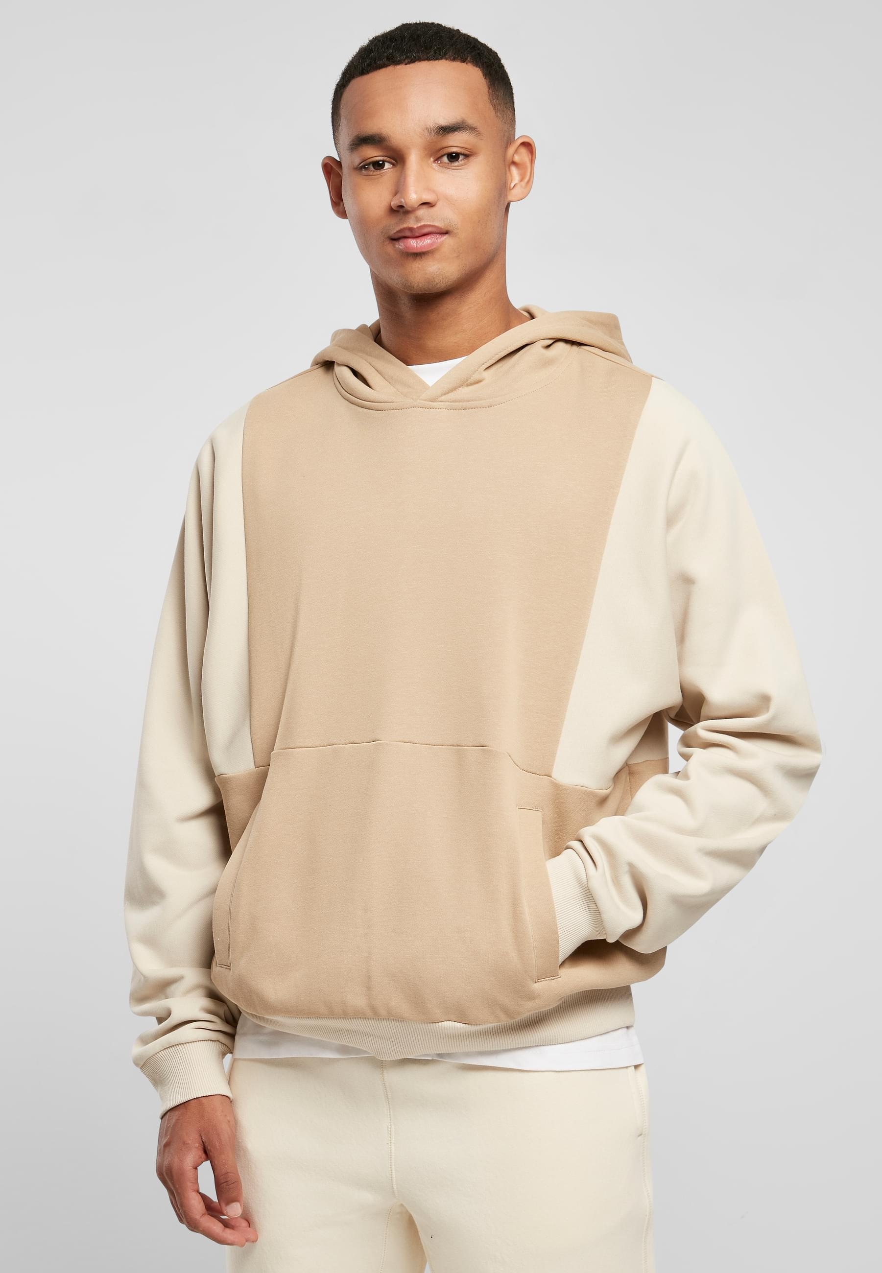 URBAN CLASSICS Kapuzensweatshirt »Urban Classics Herren Cut On Sleeve Hoody«, (1 tlg.)