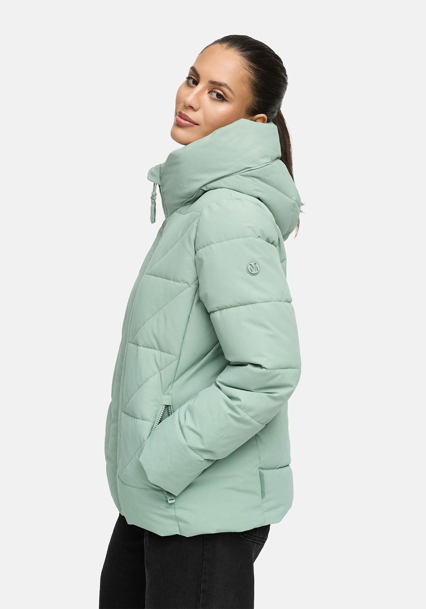 Marikoo Winterjacke »Kuschelnasee«, Isolierung mit leichter Wärme