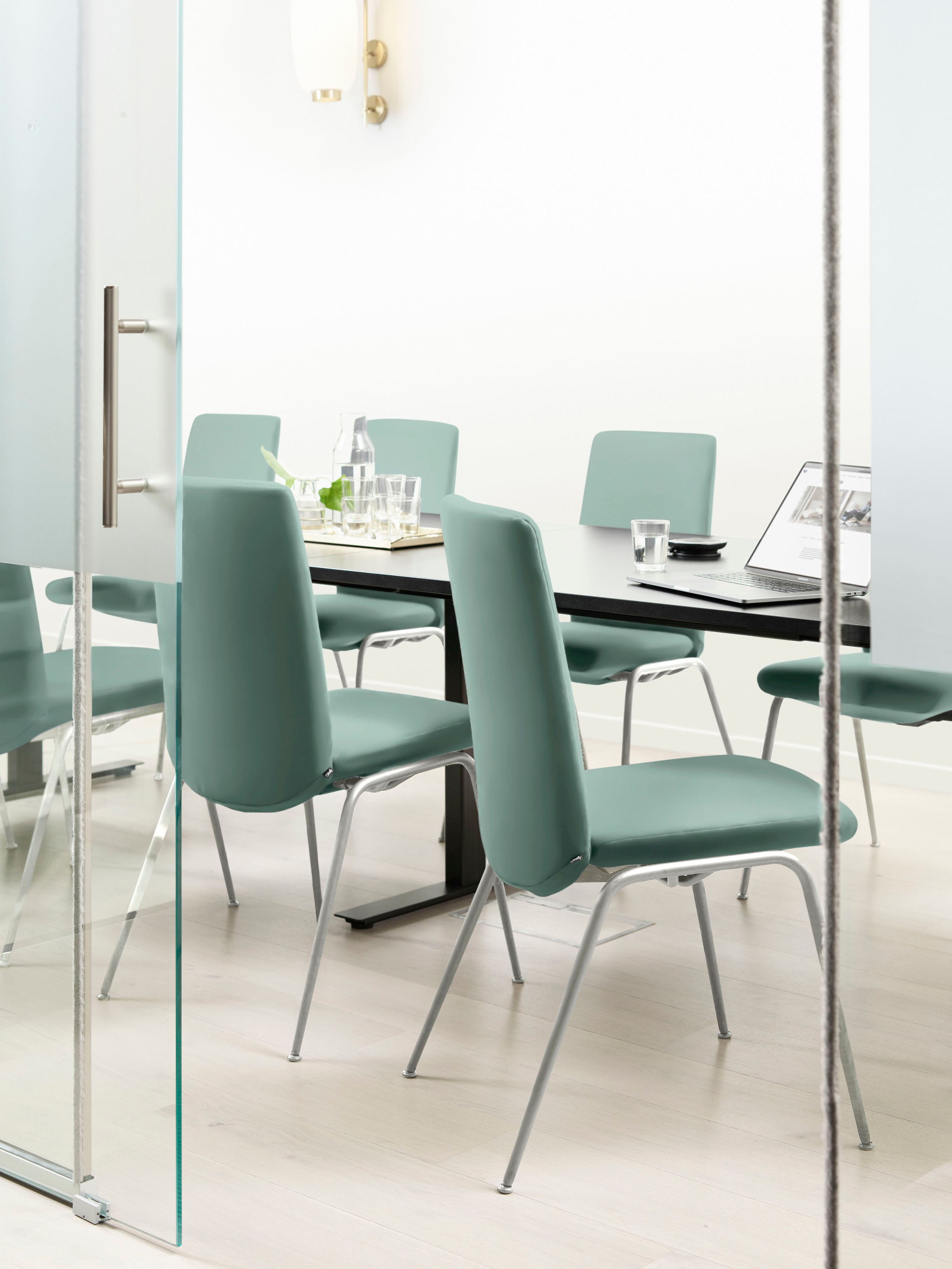 Stressless® Polsterstuhl »Laurel«, Leder PALOMA, Low Back, Größe L, mit Beinen aus Stahl in Chrom glänzend