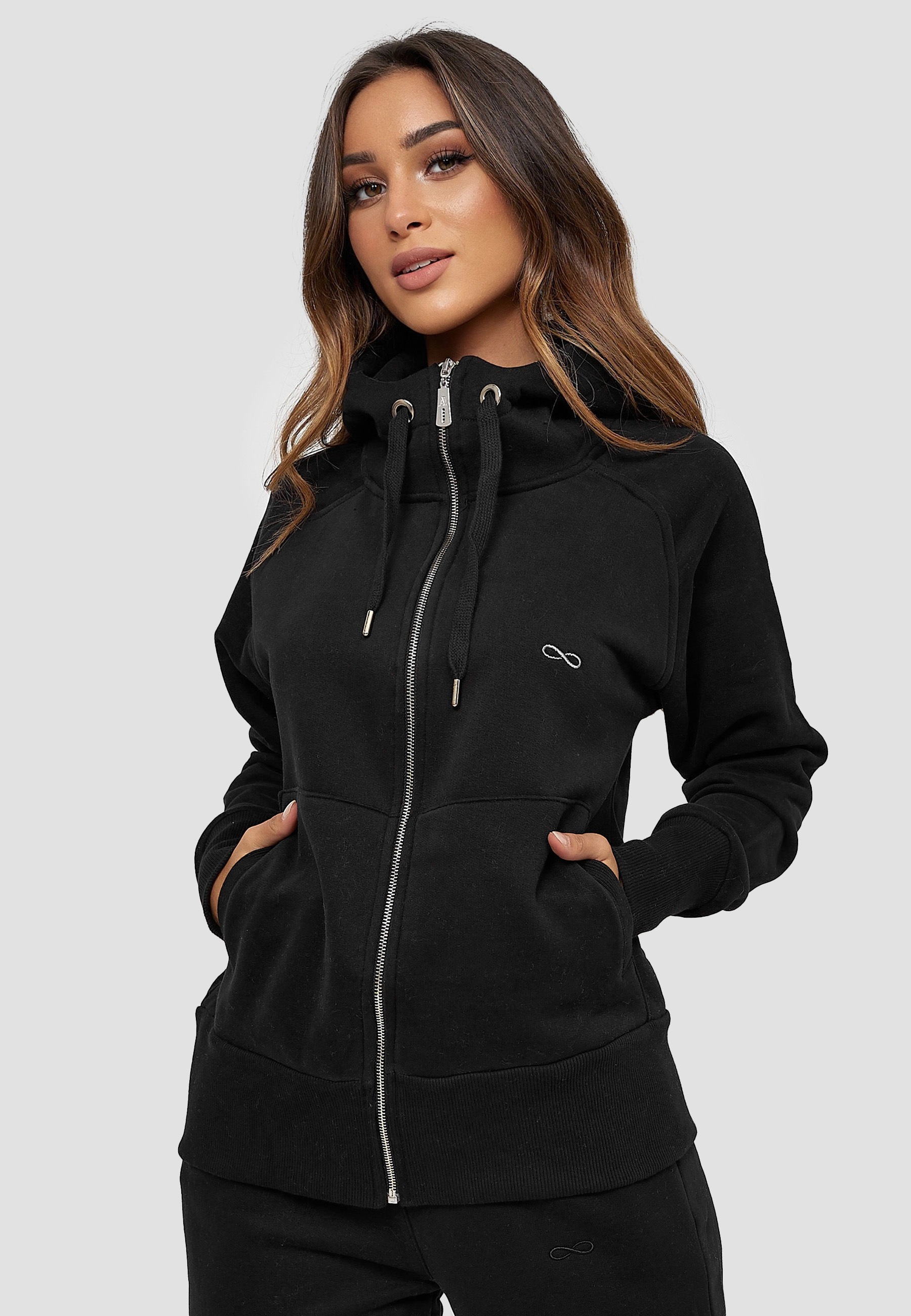 Decay Sweatjacke, mit kleiner Stickerei