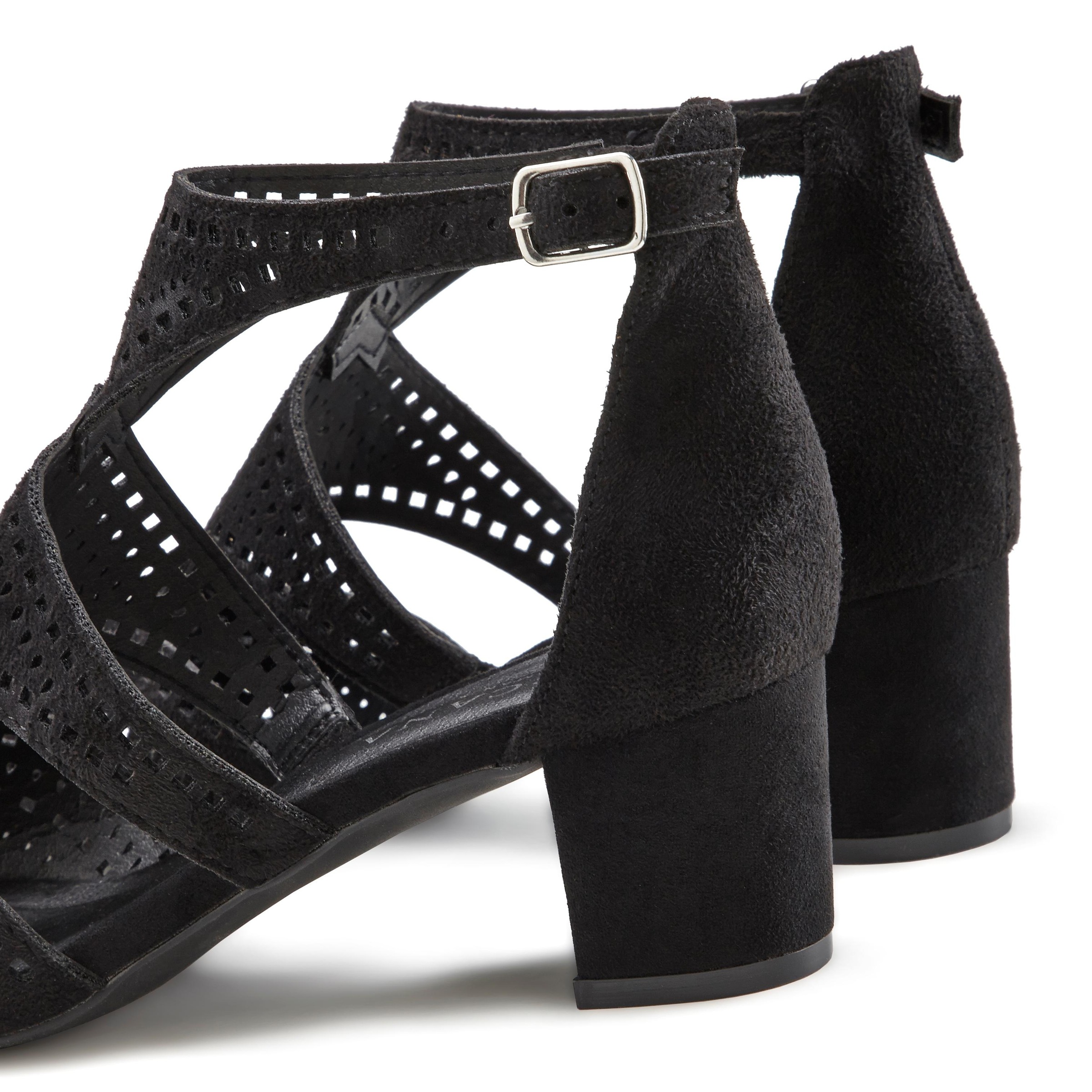 Riemchensandalette LASCANA "Sommerschuh", Damen, Gr. 36, schwarz, Obermaterial: 100% Textilmaterial. Decksohle: 100% Lederimitat. Futter: 100% Lederimitat. Laufsohle: 100% Synthetik, unifarben, Basic, Schuhe, mit Blockabsatz VEGAN 3