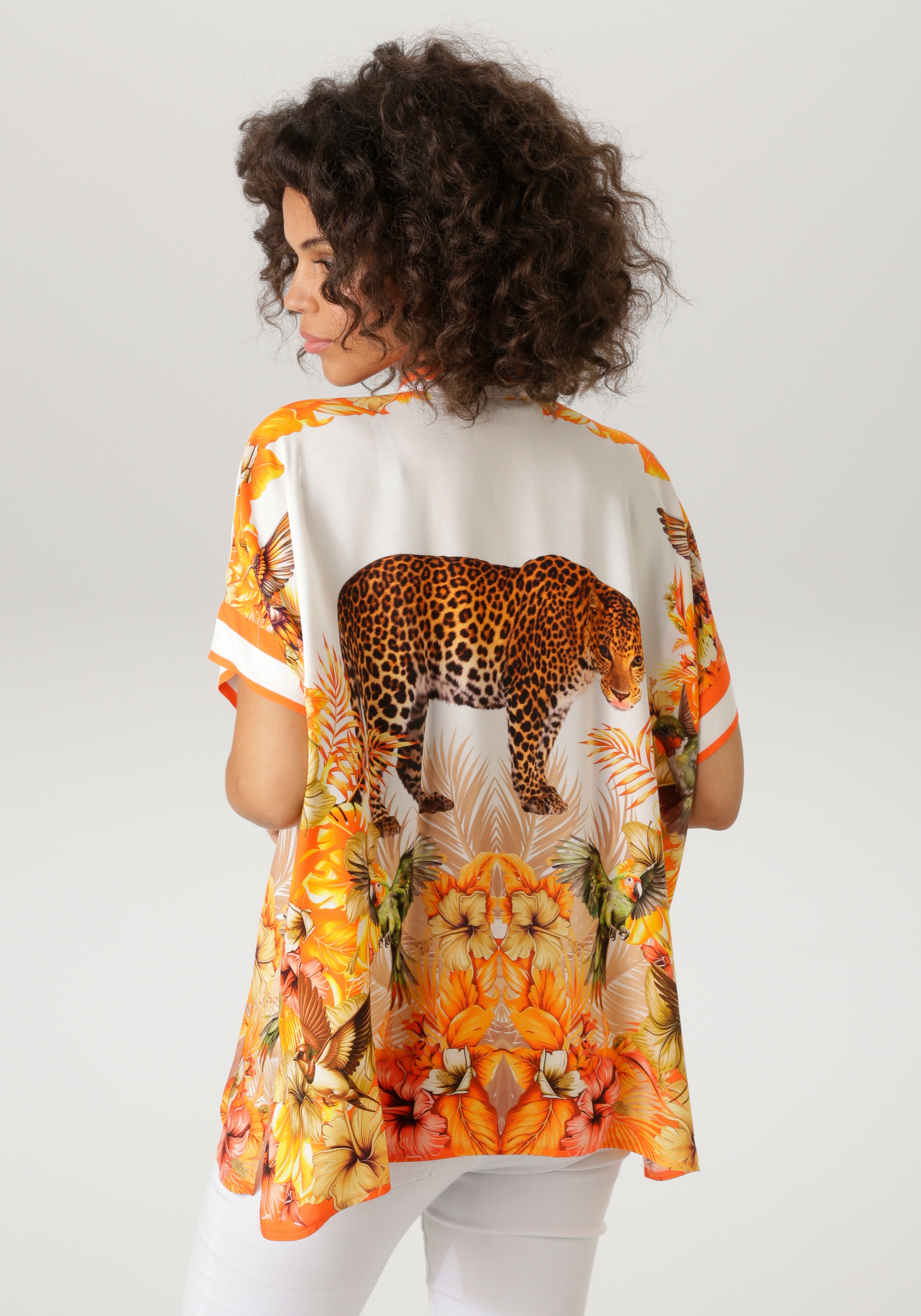 Aniston CASUAL Kurzarmbluse mit Leoparden, tropischen Vögeln, Blüten + Blät günstig online kaufen
