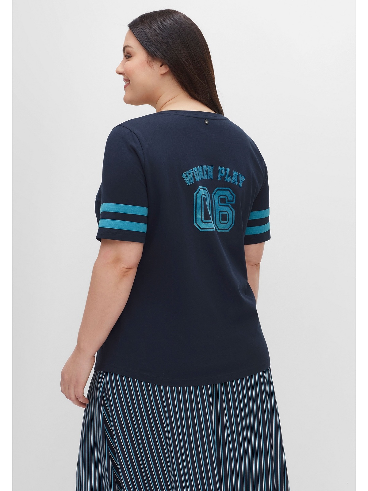 Sheego T-Shirt »Große Größen«, im College-Stil, mit Flockprint und Streifen