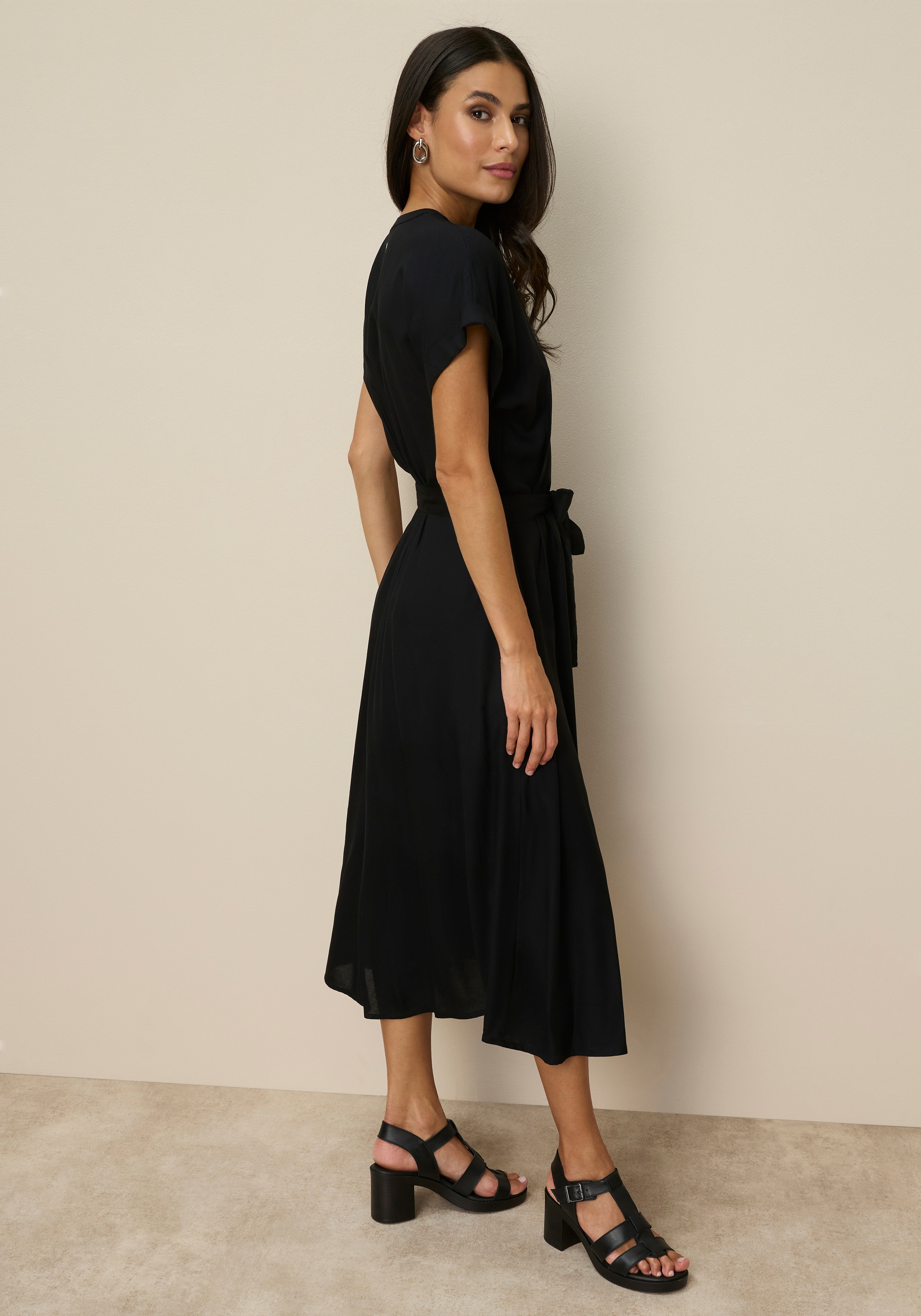 Thumbnail - Tamaris Hemdblusenkleid aus gewebter Viskose, mit Knopfleiste