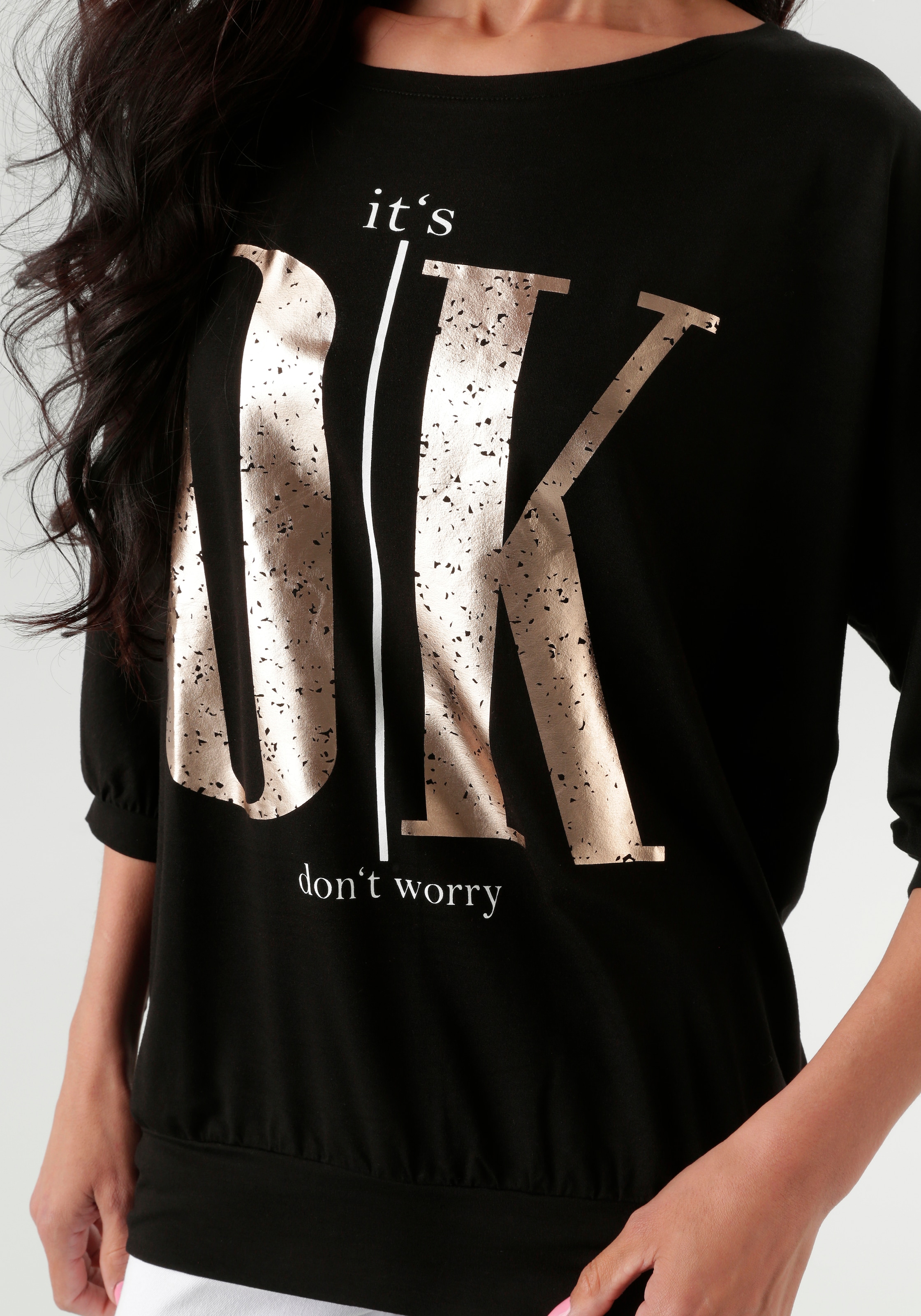 Aniston SELECTED 3/4-Arm-Shirt, mit weißen und goldfarbigen Statements - NEUE KOLLEKTION