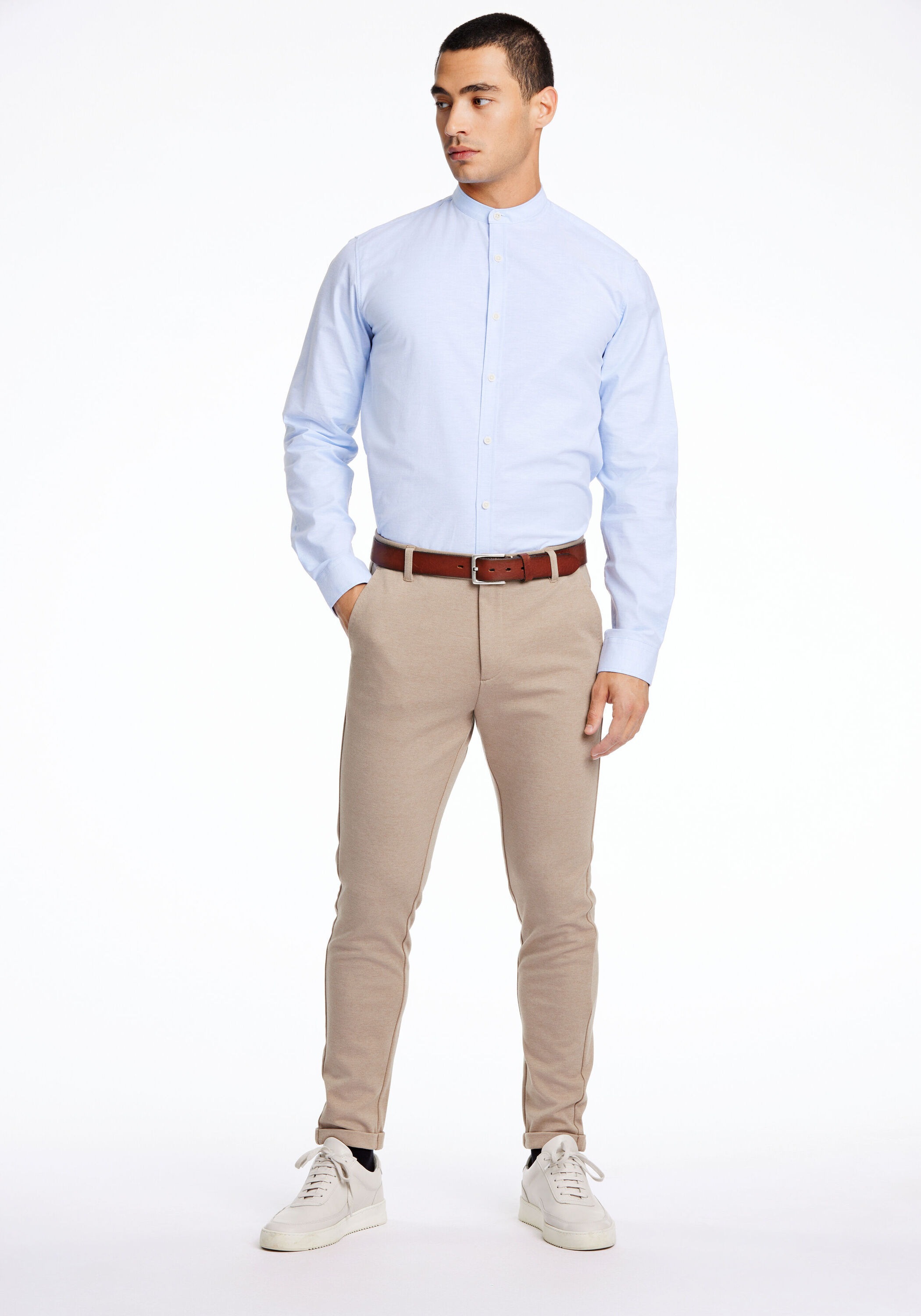 Stoffhose LINDBERGH "Stoffhose Slim Fit", Herren, Gr. M, beige (sand mix), Obermaterial: 75% Polyester, 22% Viskose, 3% Elasthan; Futter: 65% Polyester, 35% Baumwolle, unifarben, slim fit, Hosen Stoffhose 6