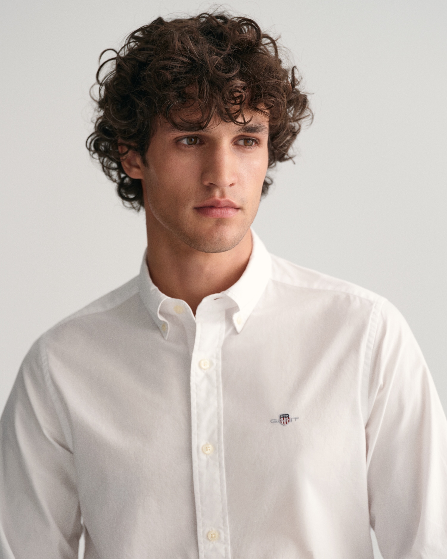 Gant Langarmhemd »Slim Fit Popeline Hemd leichte Baumwolle strapazierfähig pflegeleicht«, mit klassischer Logostickerei auf der Brust