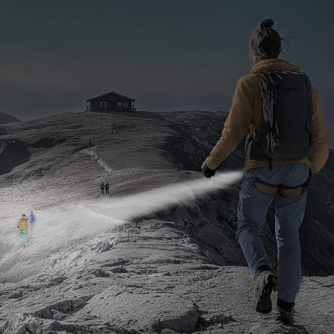 Hama LED Taschenlampe »LED-Taschenlampe, Batterien, stoßfest, Aluminium, 4 Modi+SOS, Zoom« stromsparend, Schutz vor Spritzwasser , robust