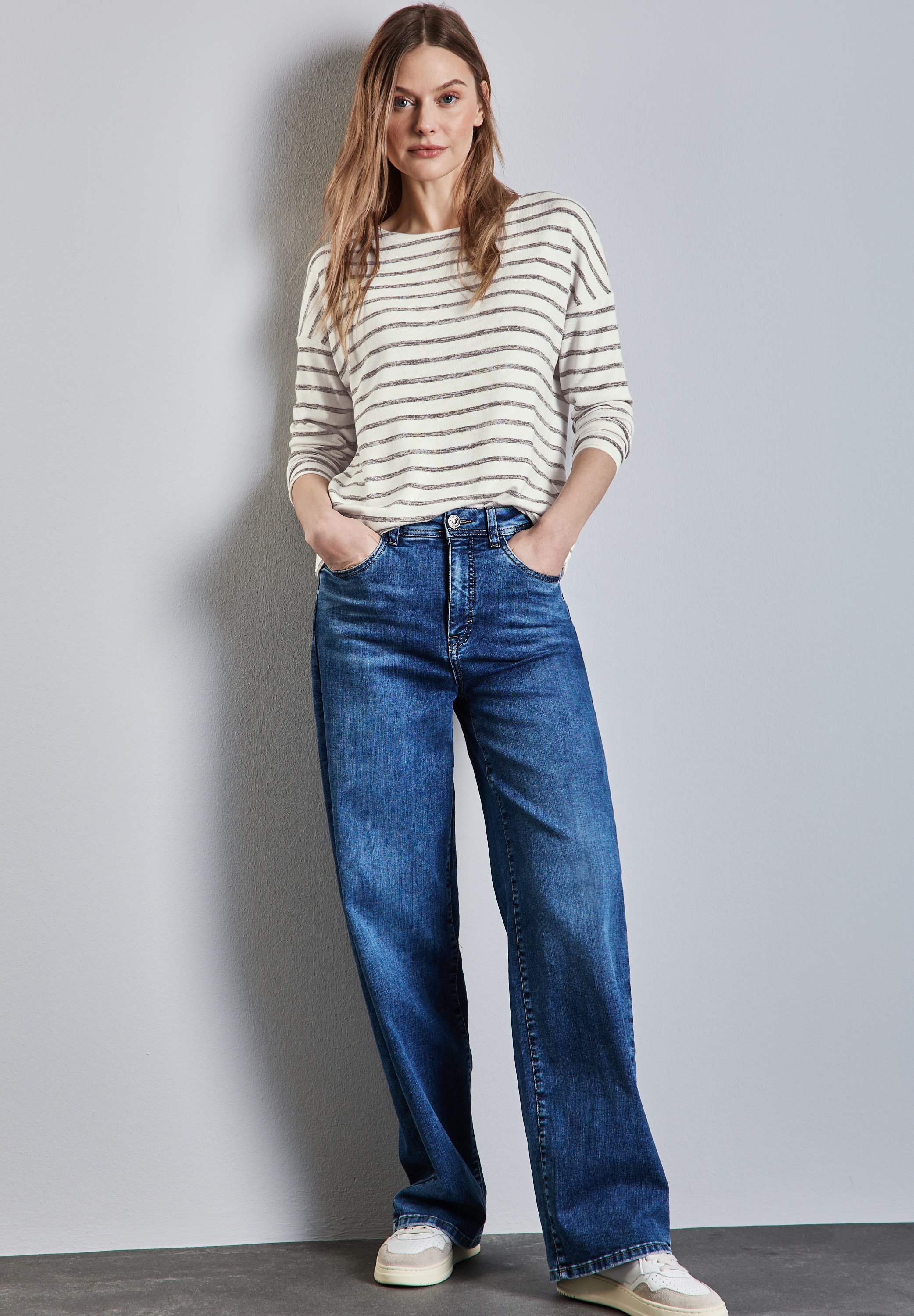 STREET ONE Langarmshirt, aus softem Materialmix