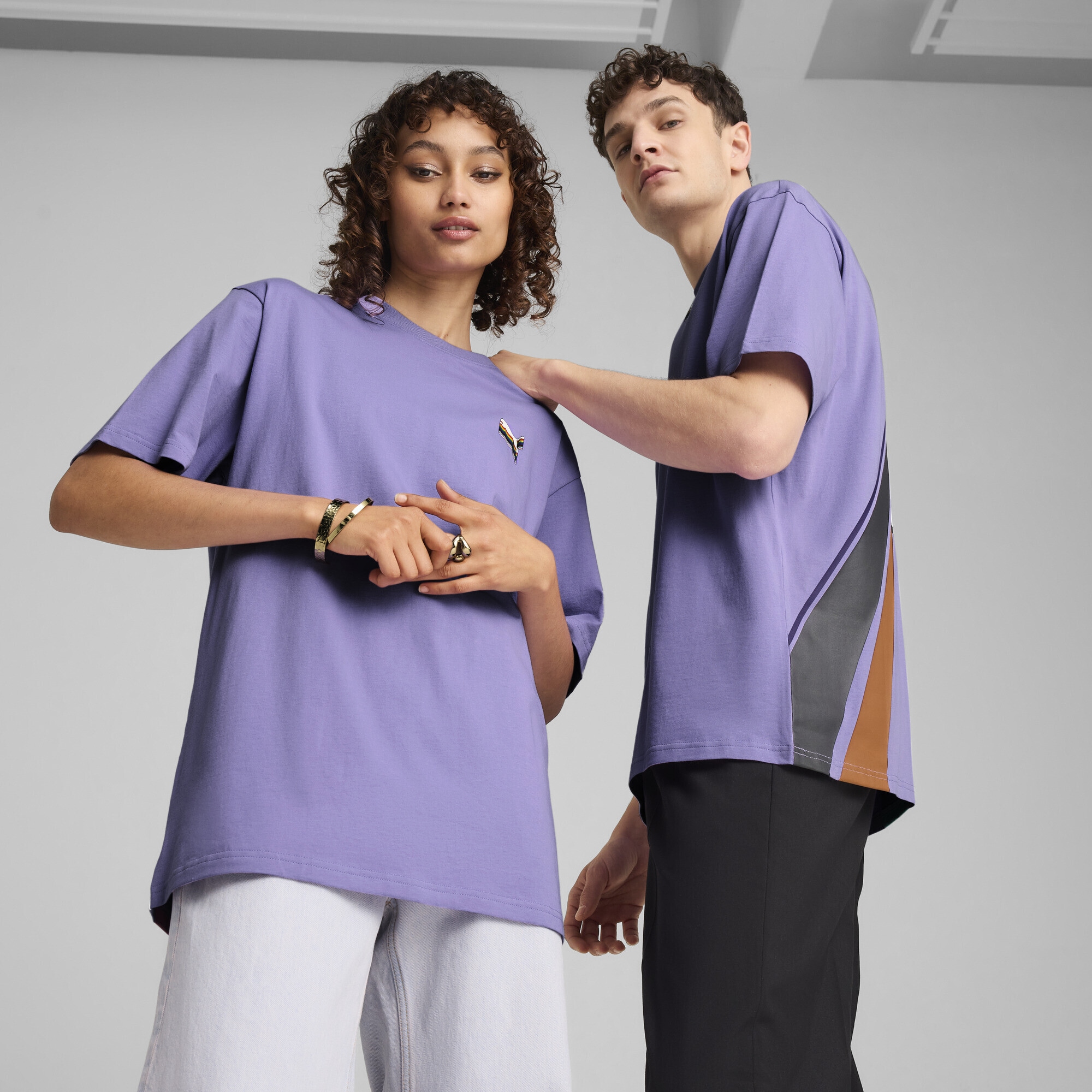 PUMA T-Shirt »EQUAL LOVE CONFEDERATION Relaxed Graphic T-Shirt Erwachsene«