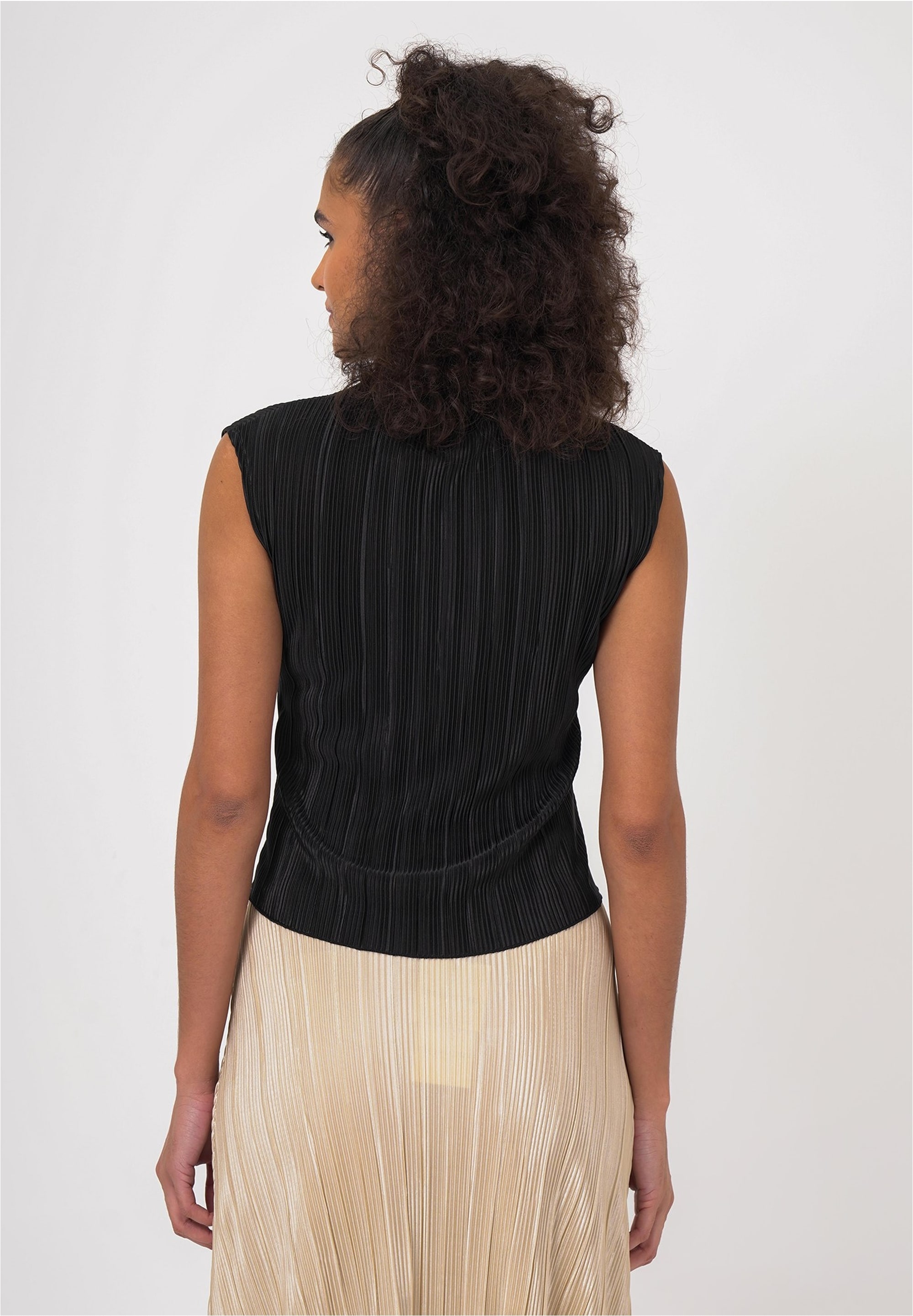 freshlions Klassische Bluse »Loreen«, aus recyceltem Polyester