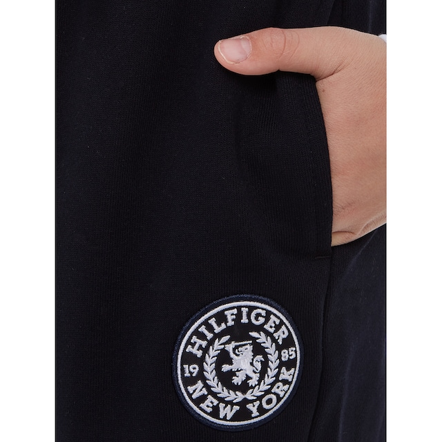 Tommy Hilfiger Sweathose »CREST LOGO SWEATPANTS«, mit Logoschriftzug am  Bund kaufen | BAUR