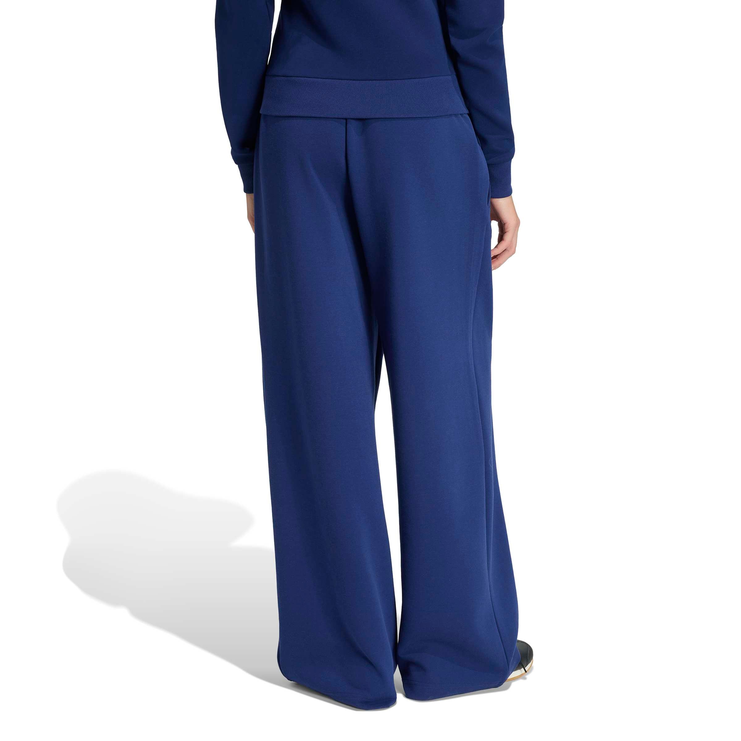 adidas Sportswear Sporthose »SOFT LUX, GERADES BEIN«  sportlicher Stil, für Sportmode