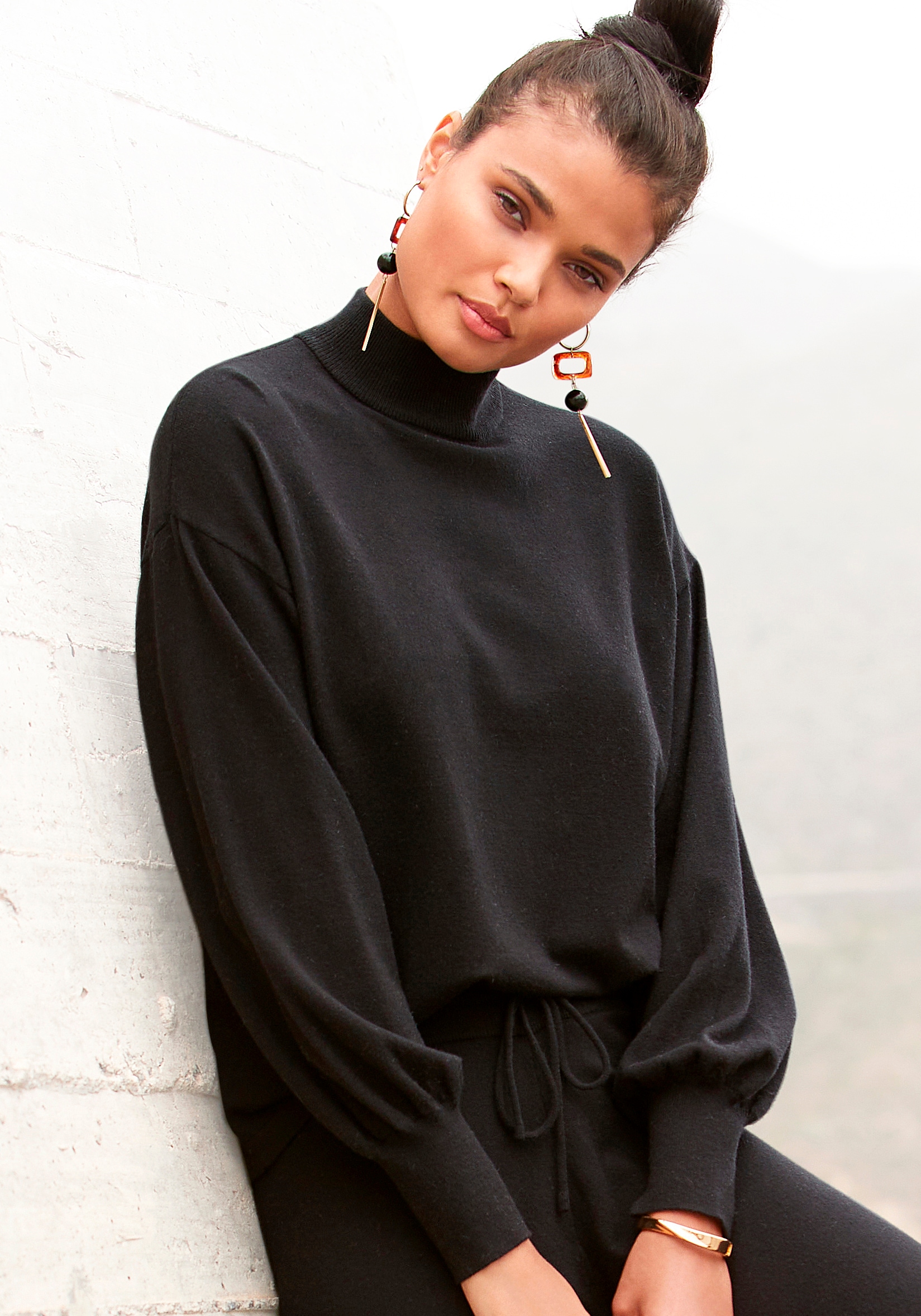 LASCANA Strickpullover, mit kleinem Stehkragen, Feinstrickpullover, casual-chic