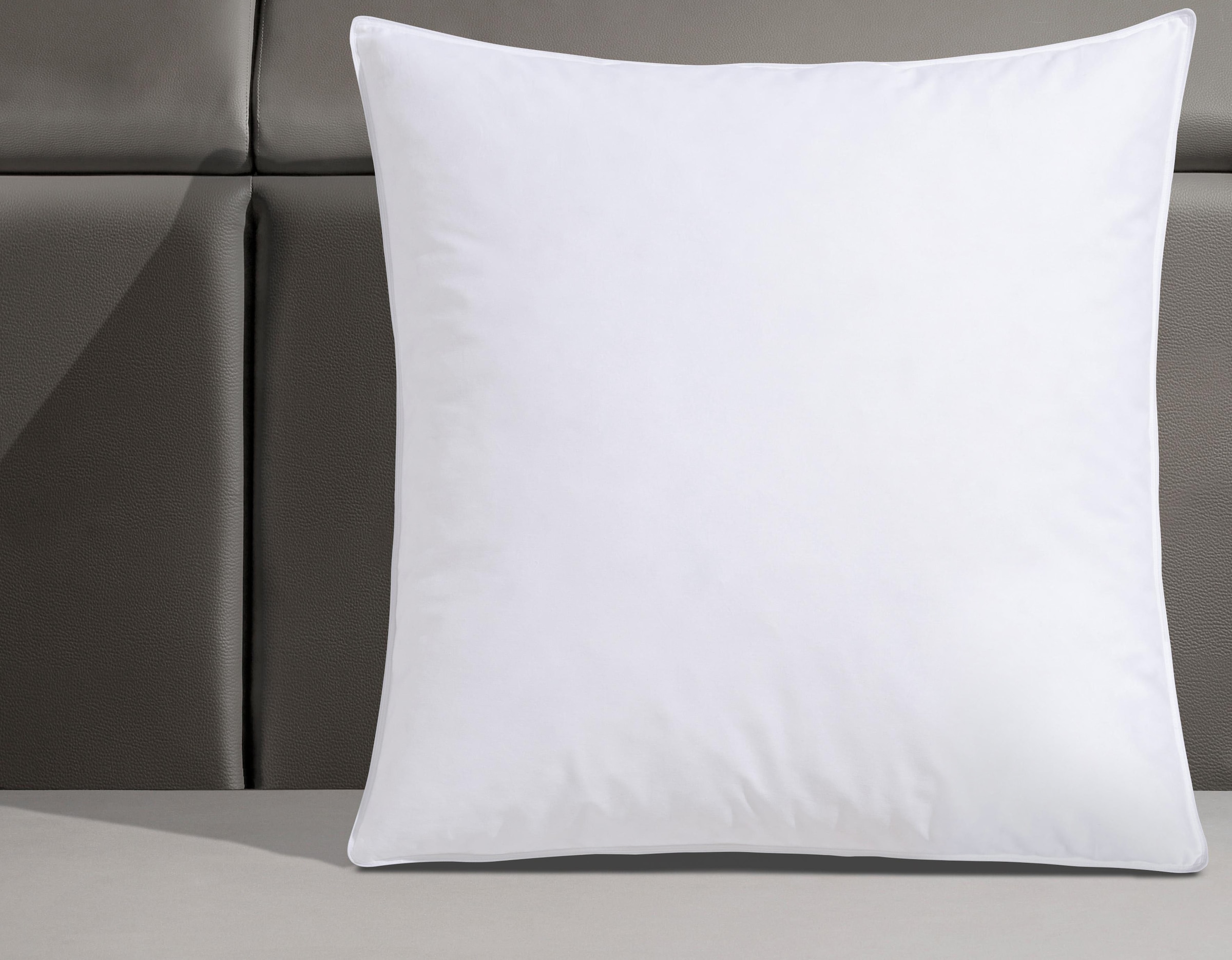 Älgdröm 3-Kammer-Kopfkissen »Lasse, Kopfkissen 40x80 cm, 80x80 cm«, Füllung: 60% Daunen / 40% Federn (Außenkammern), Bezug: feiner Daunenbatist, 100% Baumwolle, (1 St.), Kissen, Made in Germany, Made in Green, allergikerfreundlich
