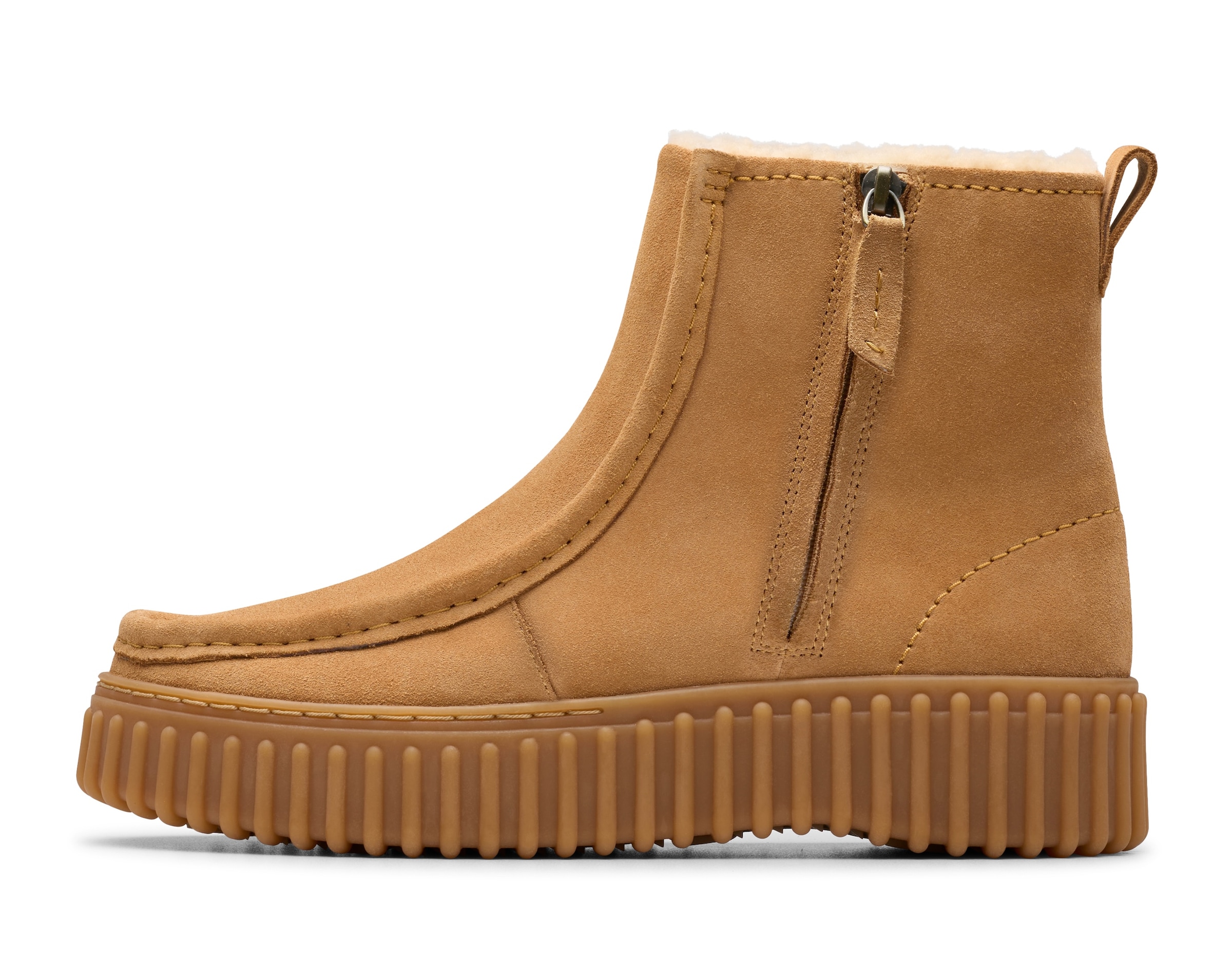 Clarks Winterboots »Torhill Cozy«  Plateauboots mit modischer Ziernaht