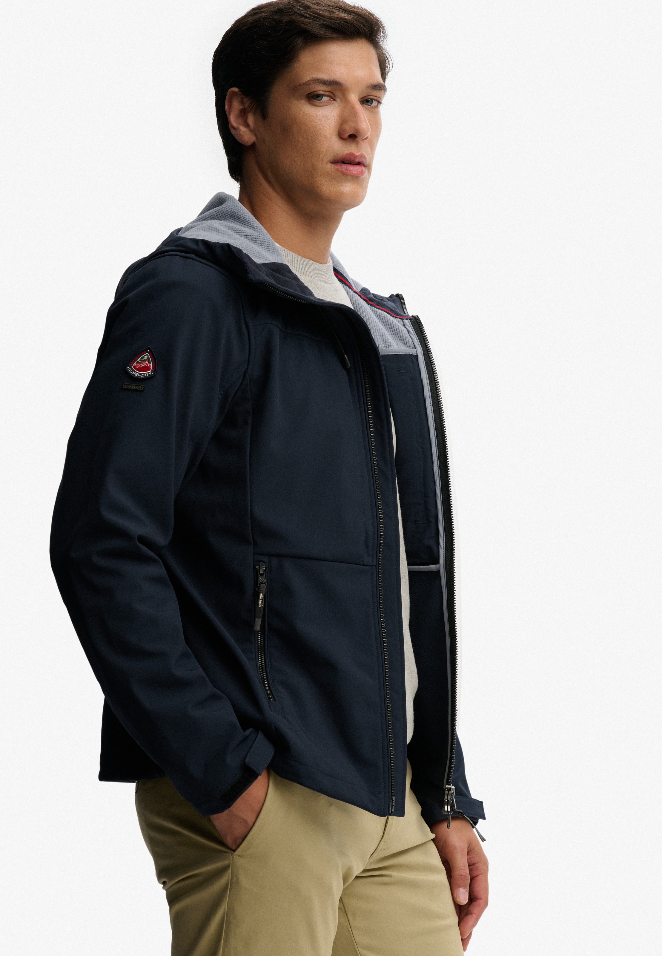 Thumbnail - Superdry Outdoorjacke "HOODED SOFTSHELL TREKKER JKT" mit Kapuze