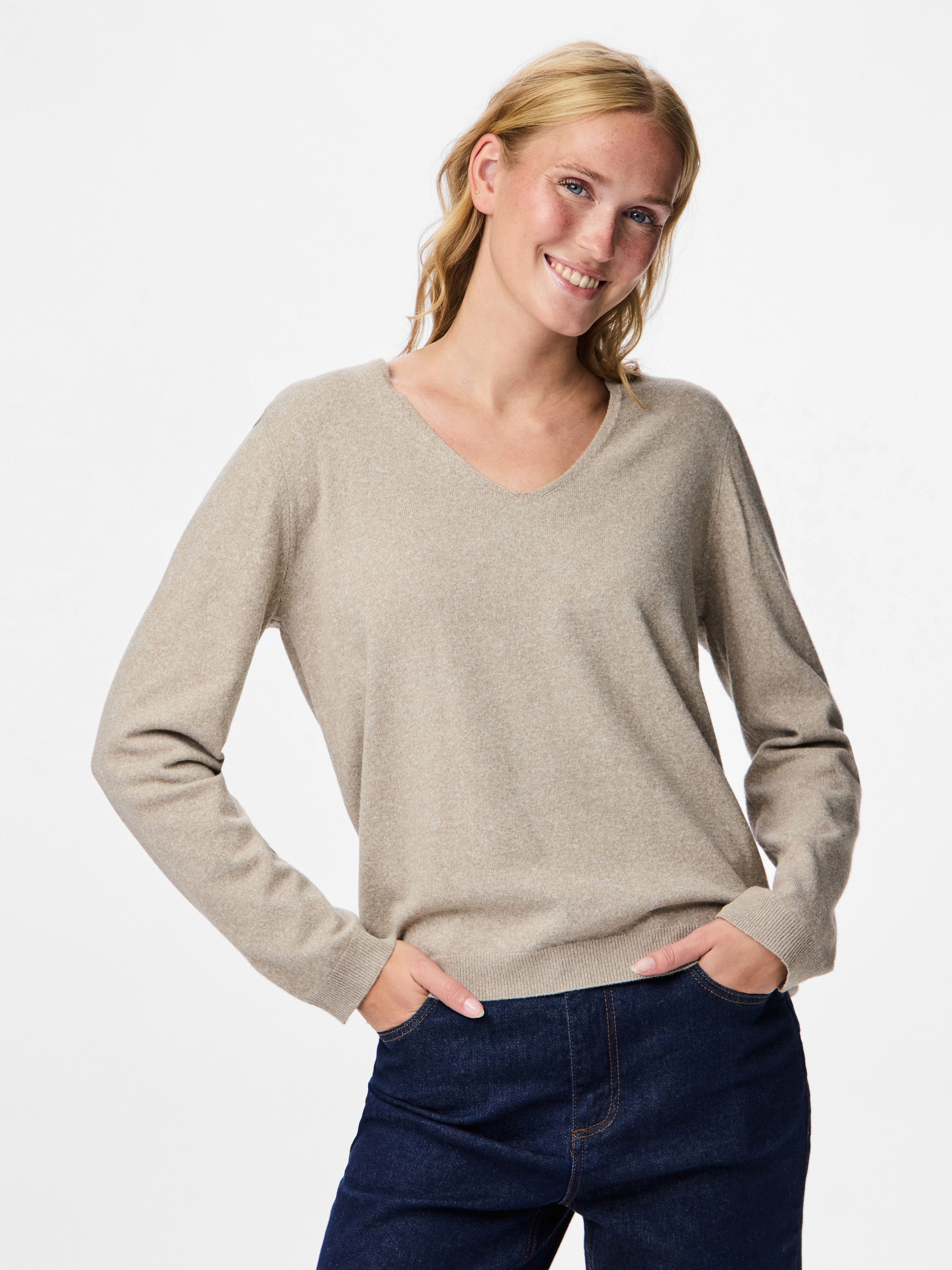 pieces V-Ausschnitt-Pullover "PCBREE LS V-NECK KNIT NOOS BC" günstig online kaufen