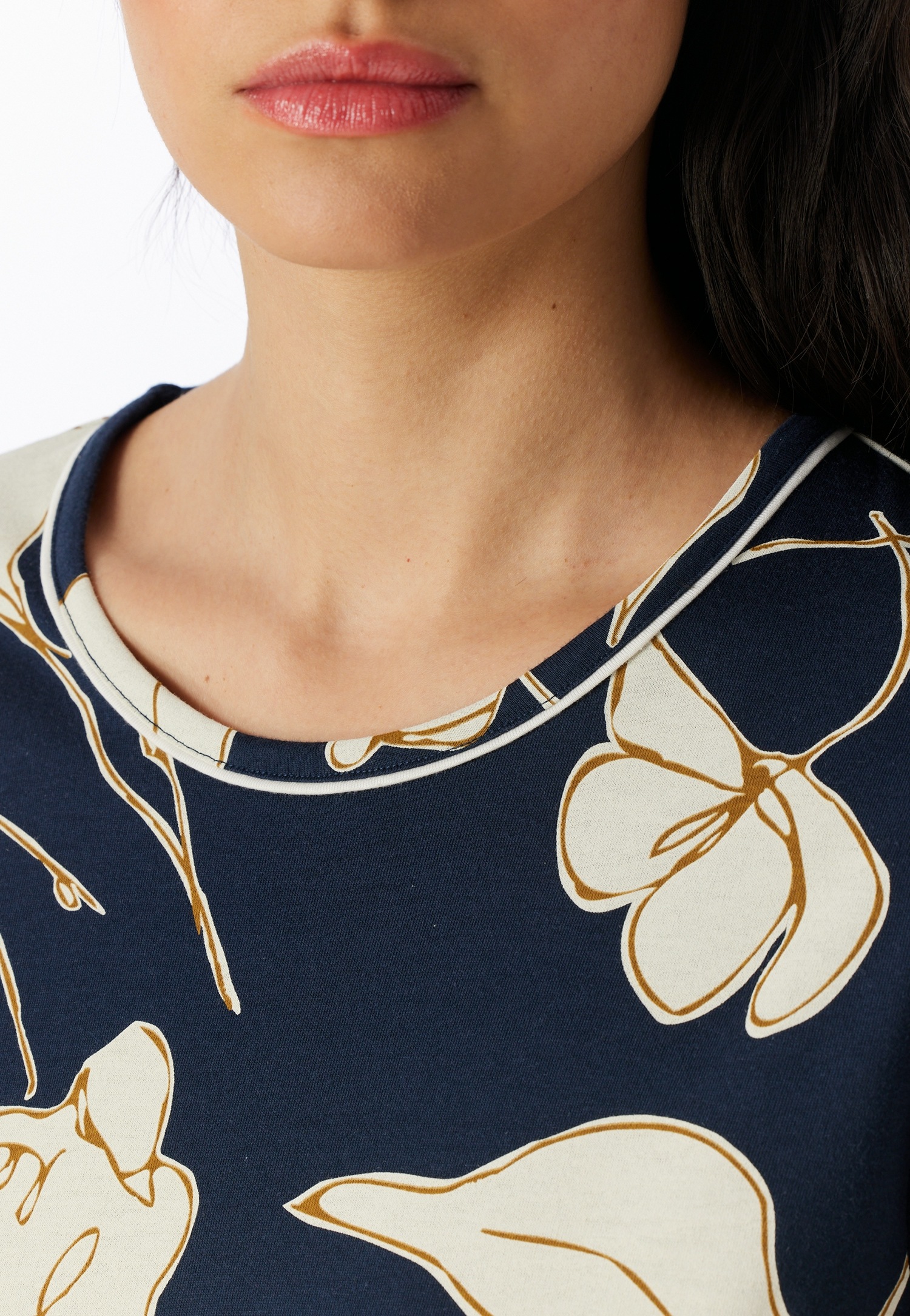 Schiesser Nachthemd »Comfort Nightwear« florales Muster, langärmelig, Single-Jersey, Rundhalsausschnitt