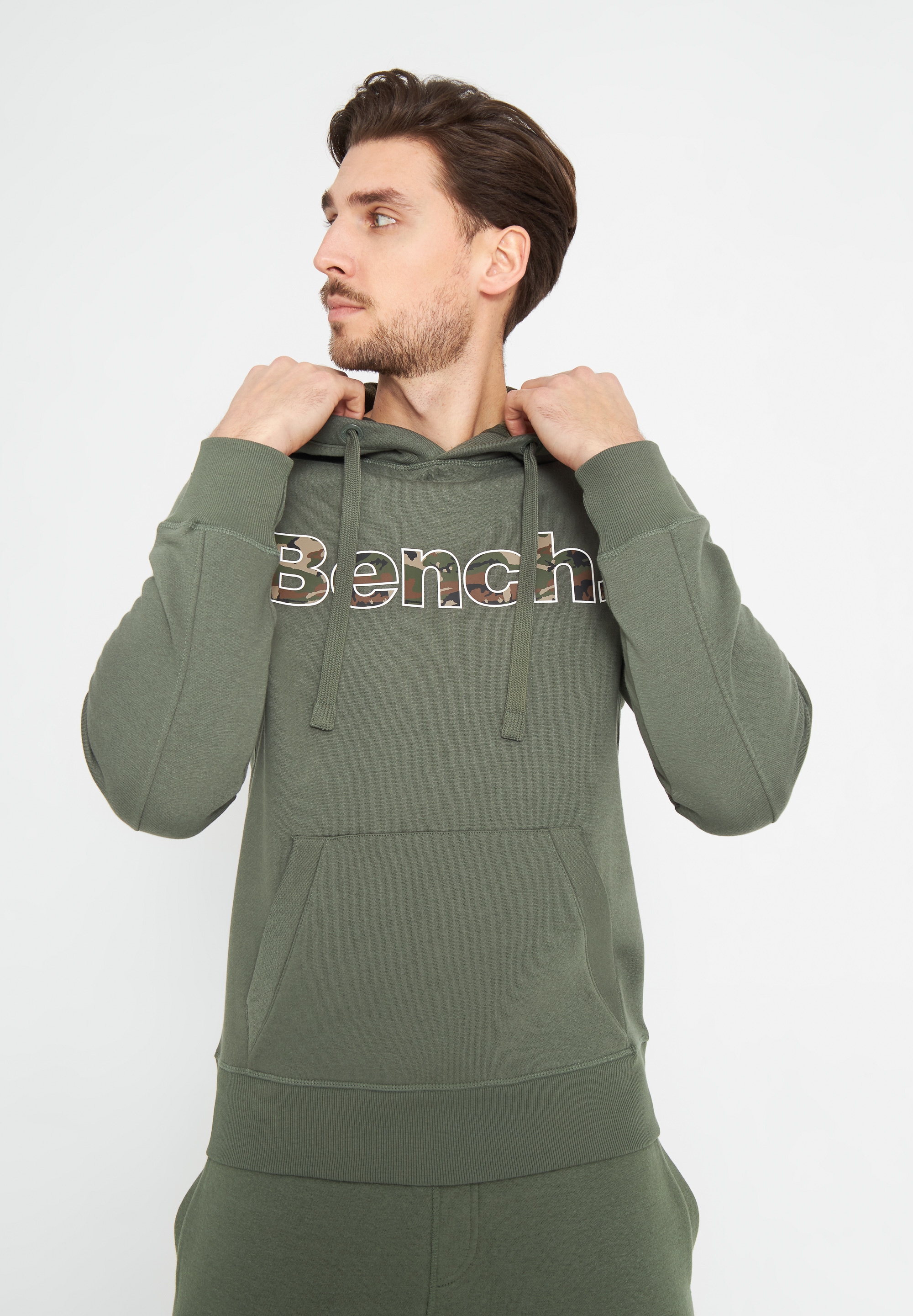 Bench. | Angabe »Rollet«, Sweatshirt bestellen BAUR ▷ Keine