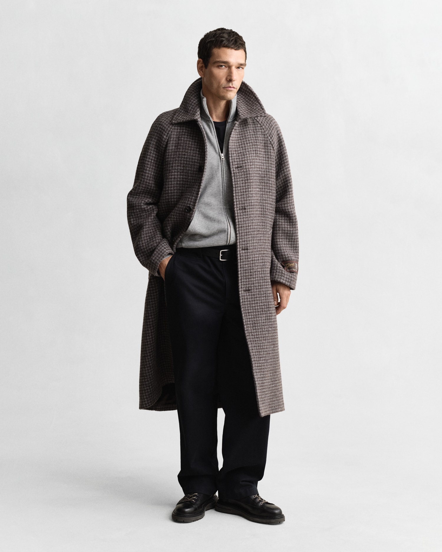 Gant Sweatjacke »REG SHIELD FULL ZIP SWEAT« mit Logostickerei auf der Brust