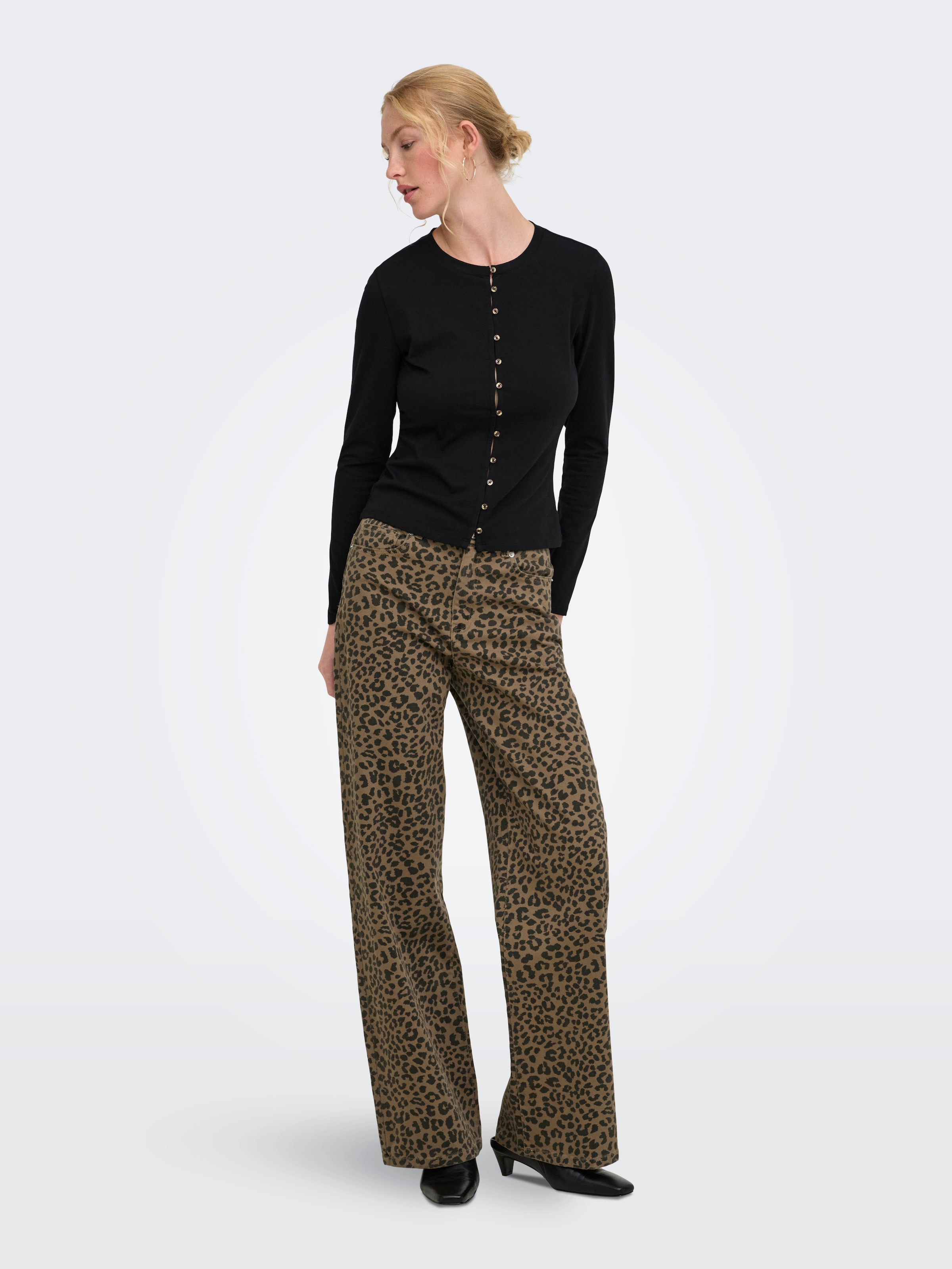 ONLY High-waist-Jeans »ONLMADISON HW WIDE ANIMAL PANT CC PNT« Baumwollmischung