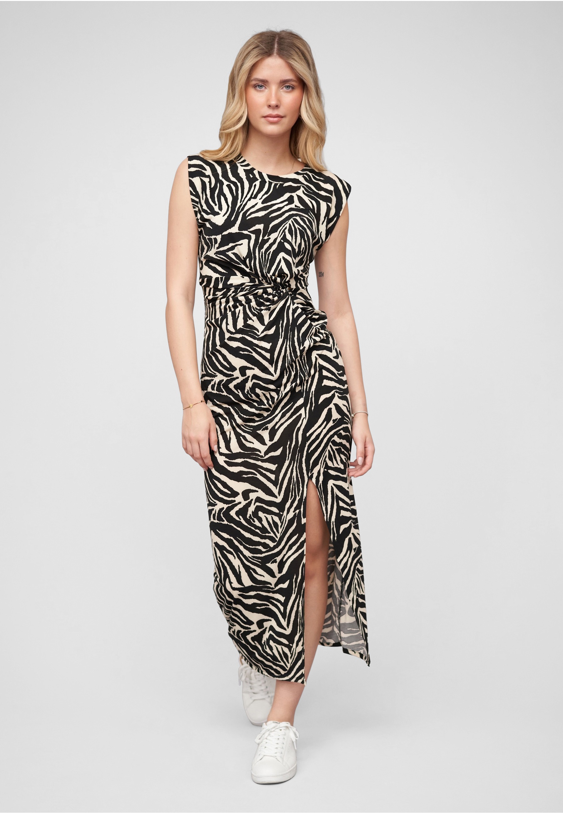 CLOUD 5IVE Shirtkleid »CLOUD 5IVE Dress with slit« 1 Stk. tlg.
