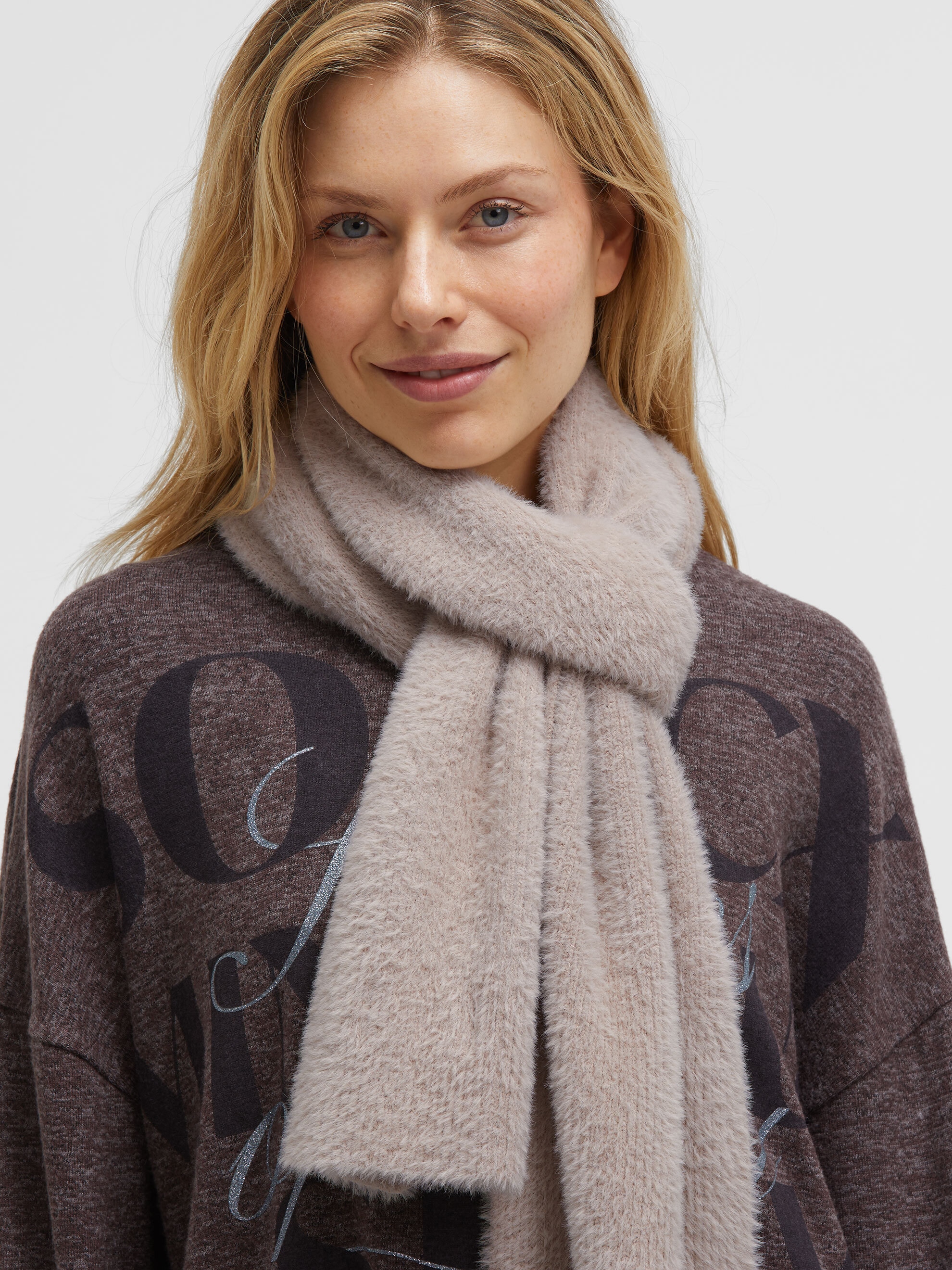 SOCCX Strickschal
