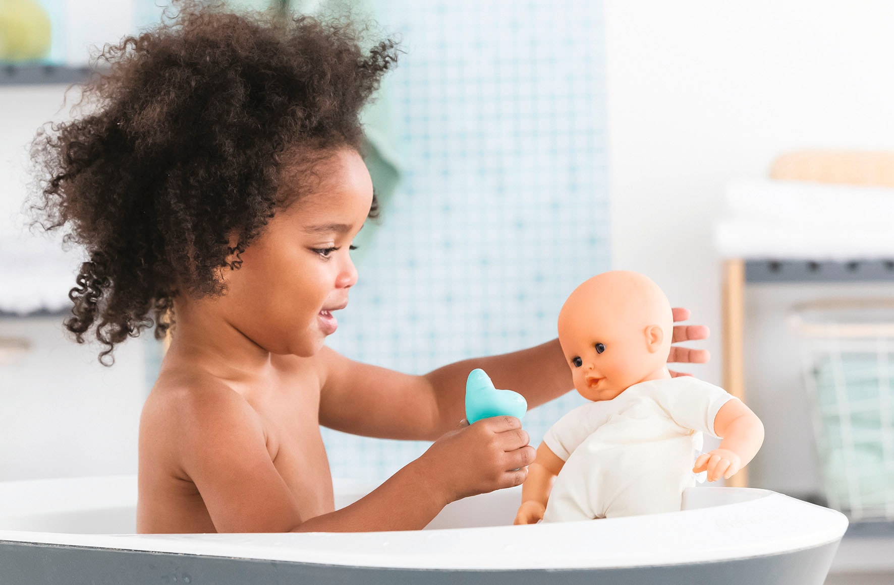 Corolle® Babypuppe »Mon Premier Poupon Corolle Badejunge Marin«, mit Vanilleduft