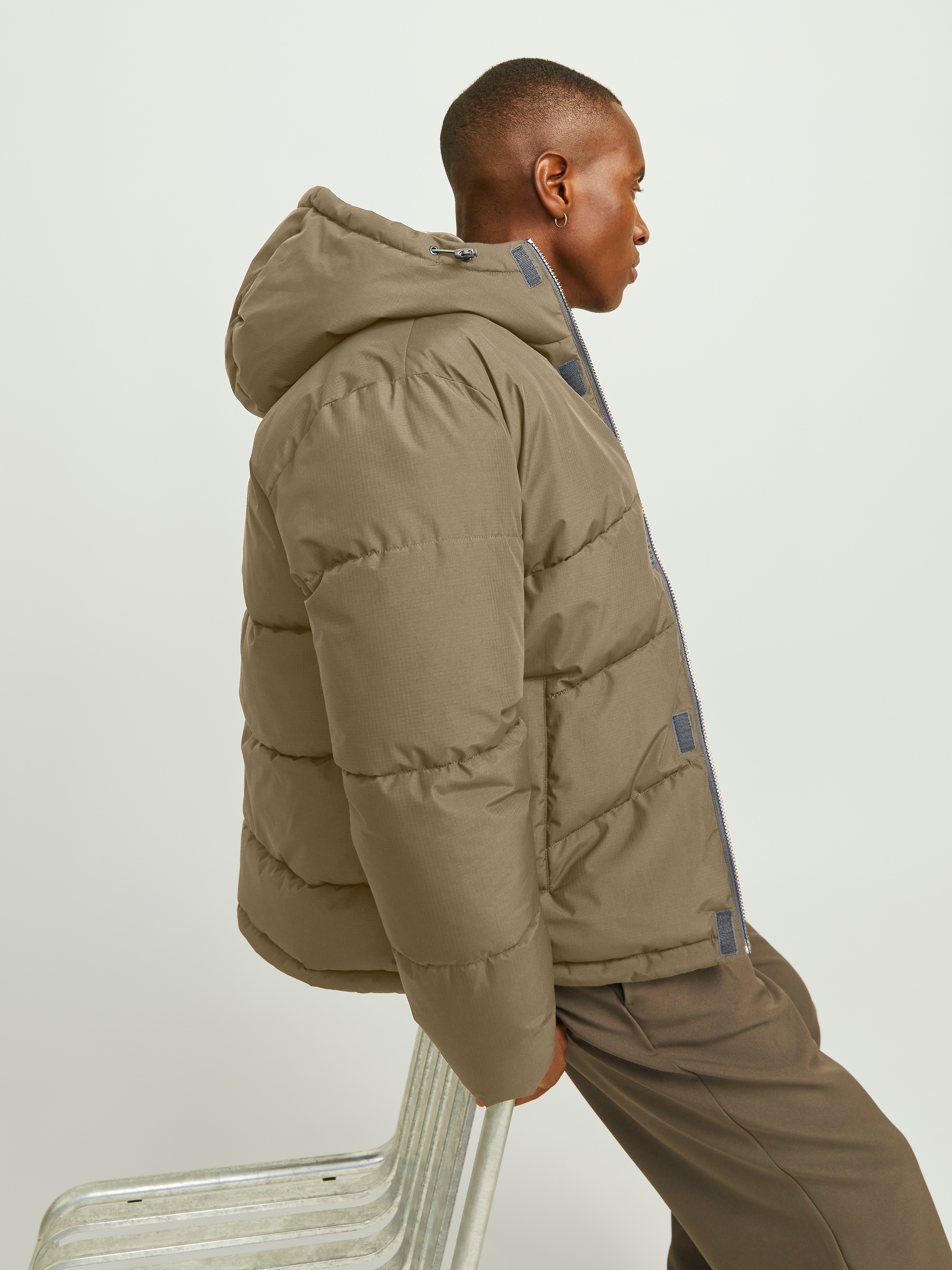 Jack & Jones Steppjacke "JJWORLD PUFFER JACKET", mit Kapuze günstig online kaufen