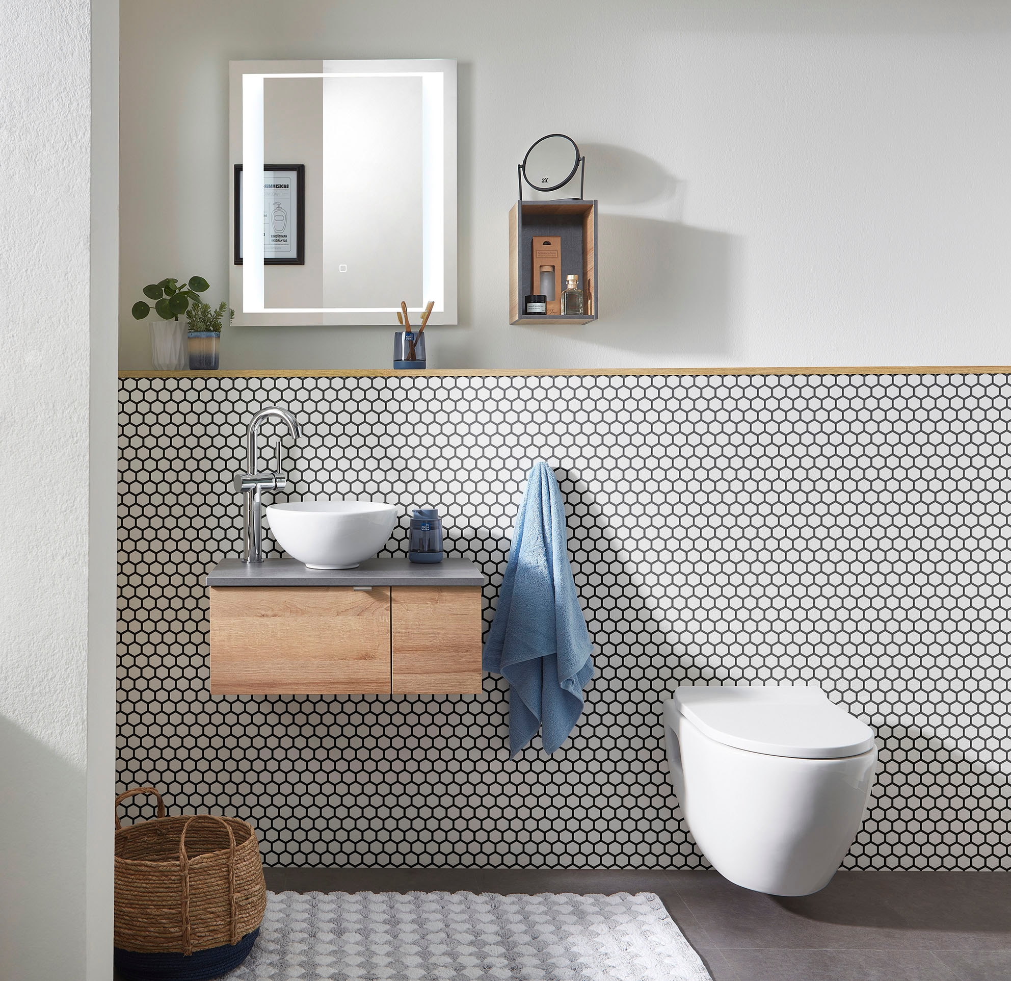 Saphir Waschtisch »Serie 6915 Waschschale mit Unterschrank für Gästebad, Gäste WC«, 61 cm breit, 2 Türen, offenes Fach, kleine Bäder, ohne Armatur