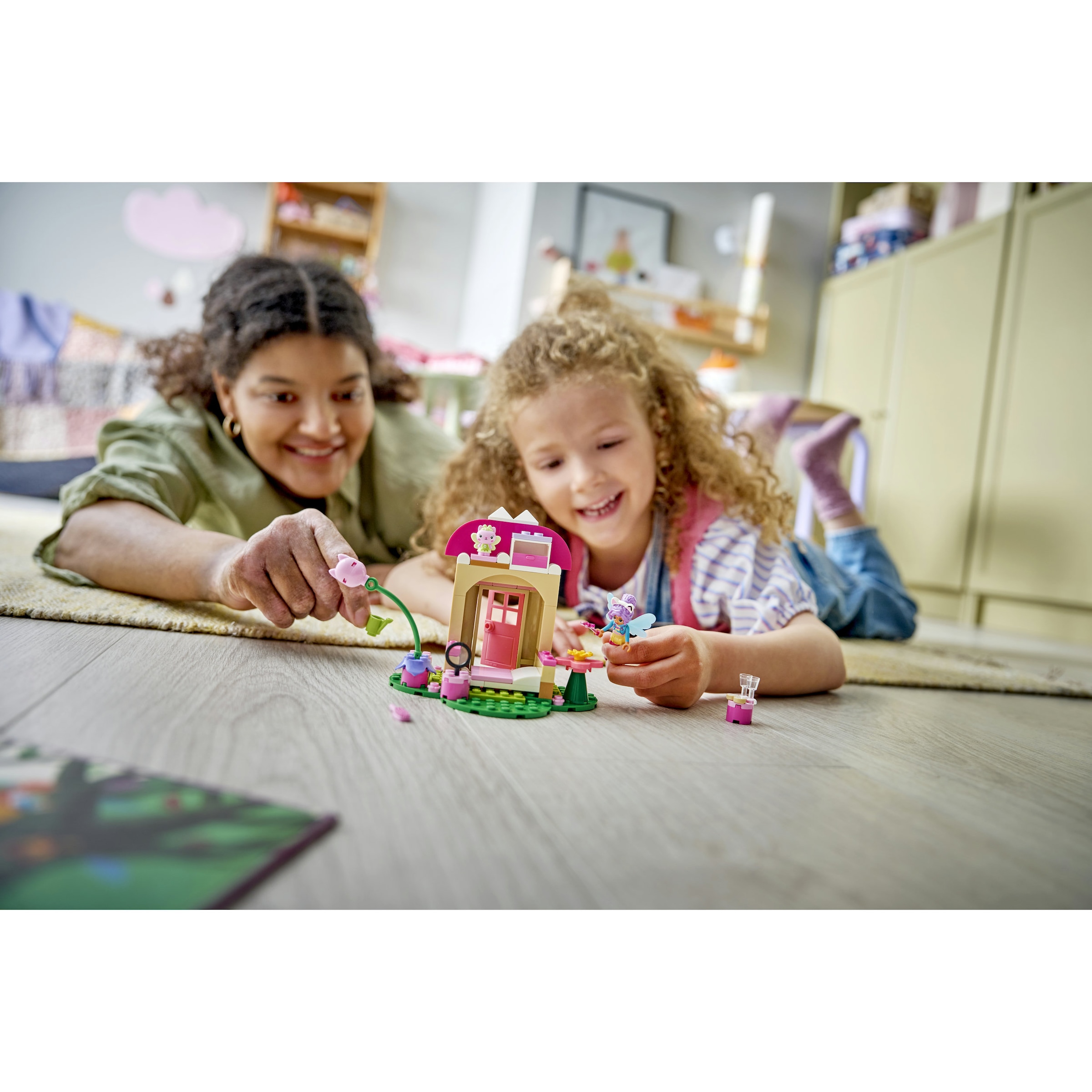 LEGO® Konstruktionsspielsteine »Kitty Fees Gartenhaus (11212), LEGO Gabby's Dollhouse« Made in Europe