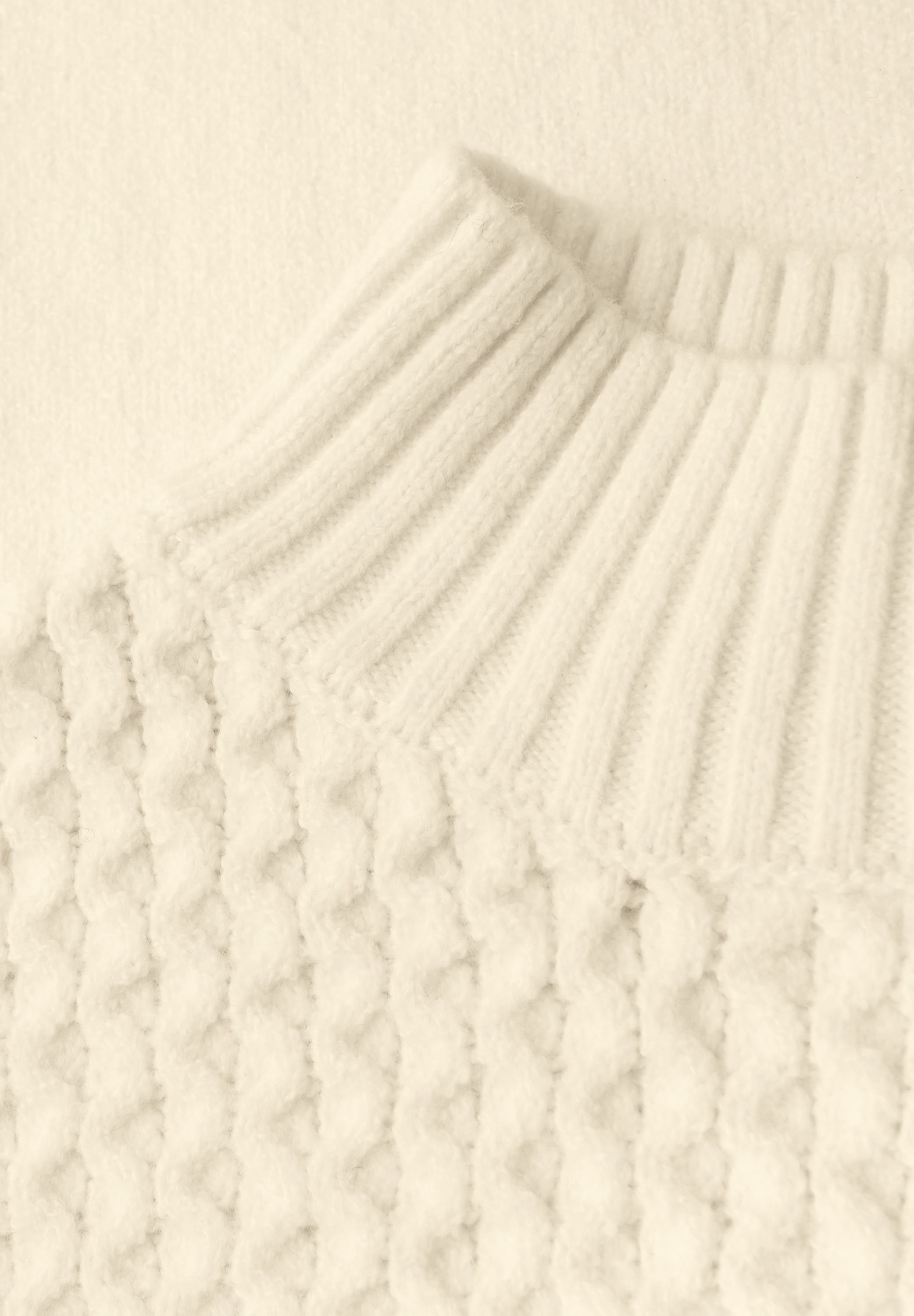 STREET ONE Stehkragenpullover mit Strickmuster