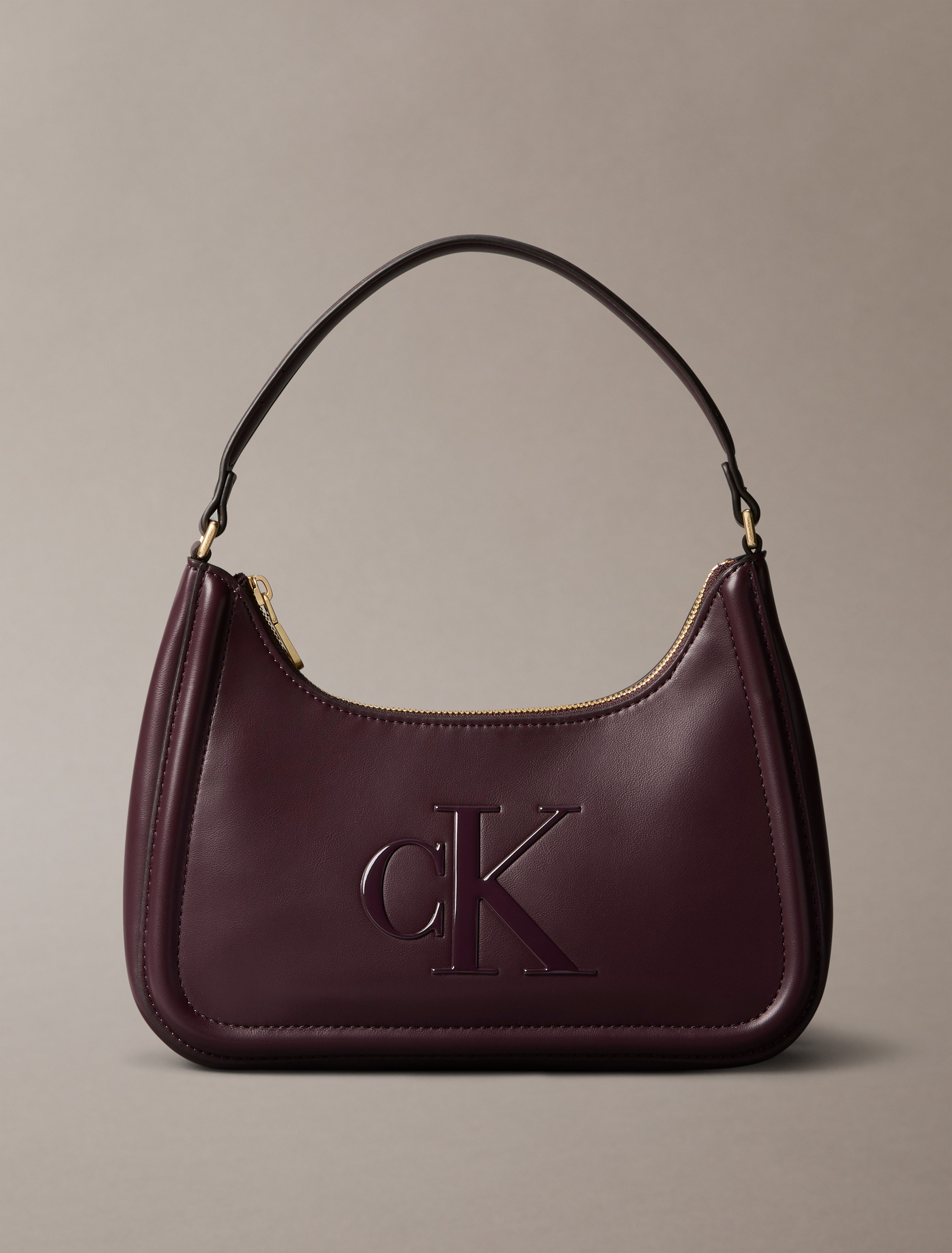 Calvin Klein Schultertasche »RAISED CK SMALL SHOULDER BAG«, Henkeltasche, Damen-Handtasche, Umhängetasche mit CK-Logo