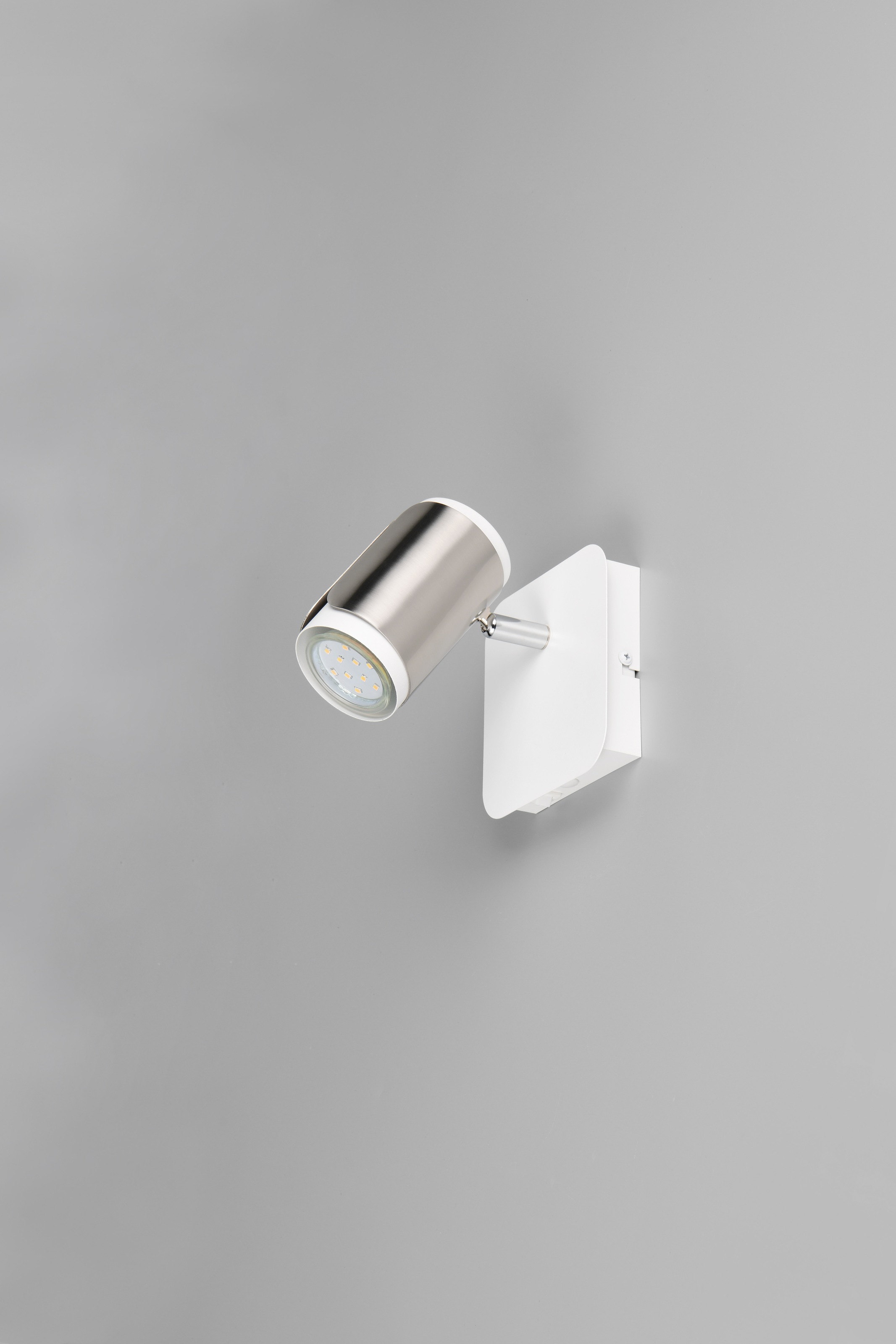 TRIO Leuchten Deckenstrahler »GILLAN, Spot 1-flammig, exkl 1x GU10 max 10W, 12x12x16,5 cm (B/H/T)«, 1 flammig, Leuchtmittel GU10 | Leuchtmittel wechselbar, als Wandstrahler oder Deckenstrahler montierbar, mit Kippschalter