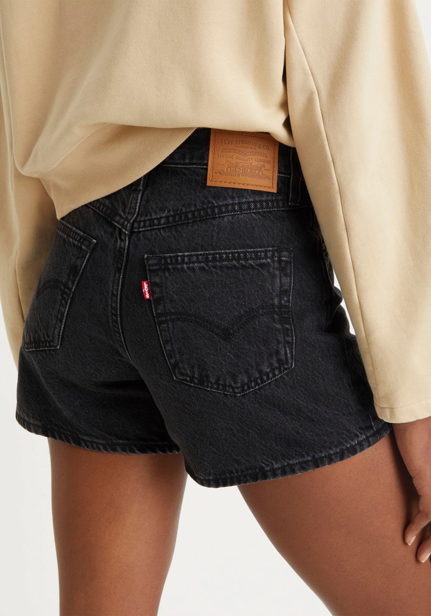 Levis Jeansshorts "80S MOM SHORT", Sommerhose günstig online kaufen