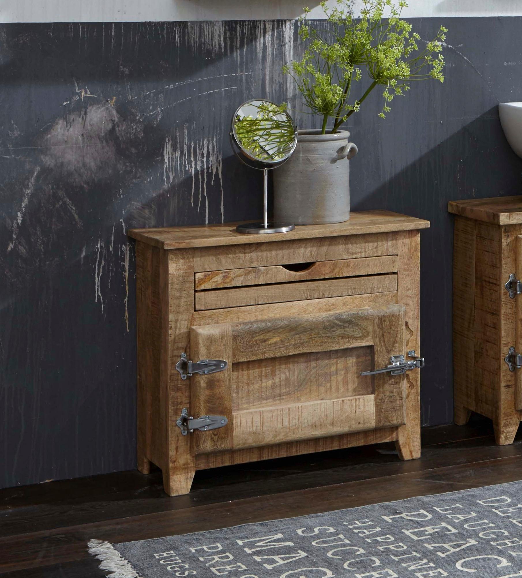 SIT Badkommode "Bardejov aus Mangoholz mit Tür & Schublade im Antik-Look" Rustikales Design mit markanten Kühlschrankgriffen
