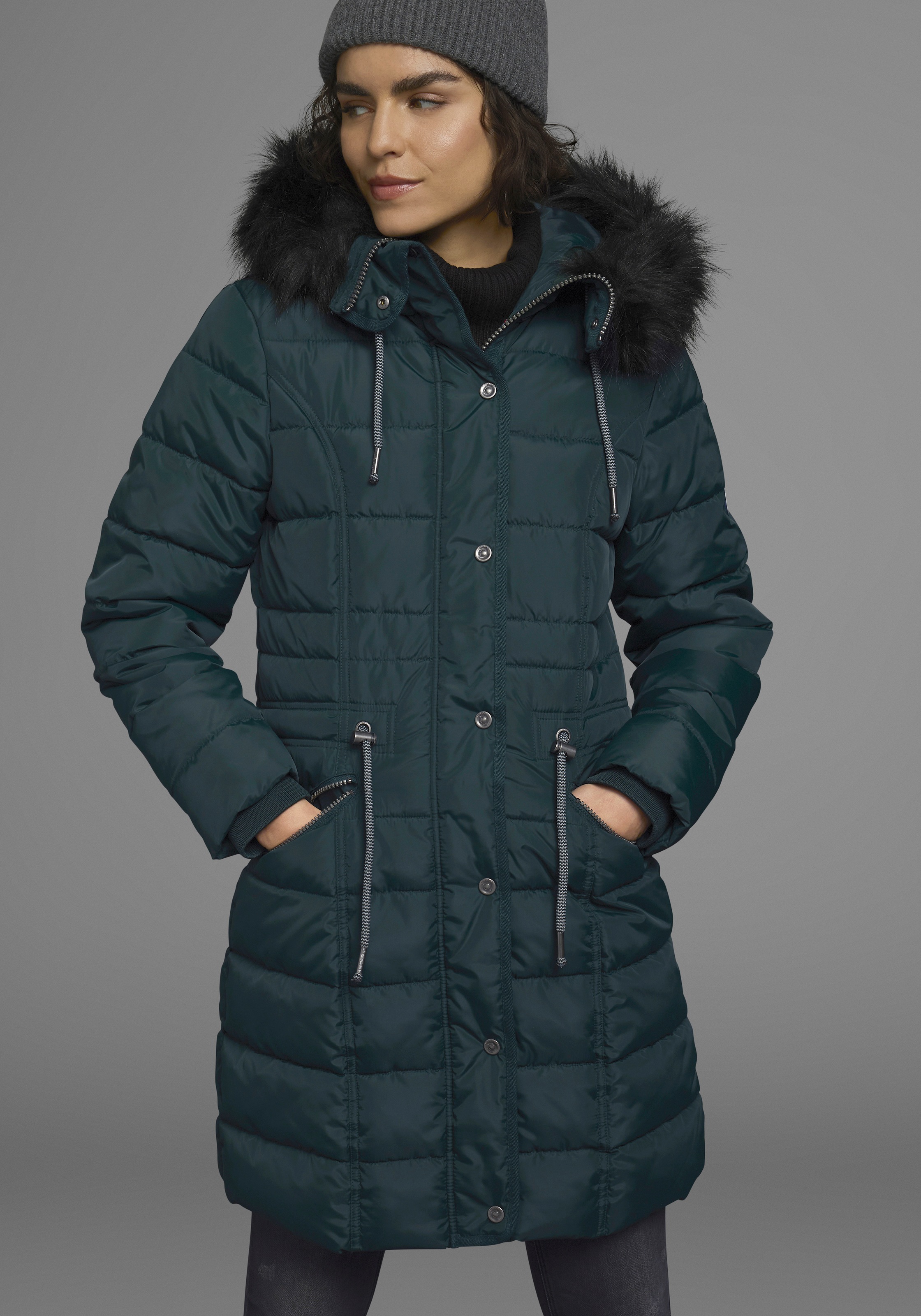KangaROOS Steppjacke, mit Kapuze, figurbetonter Schnitt, mit Reißverschluss günstig online kaufen
