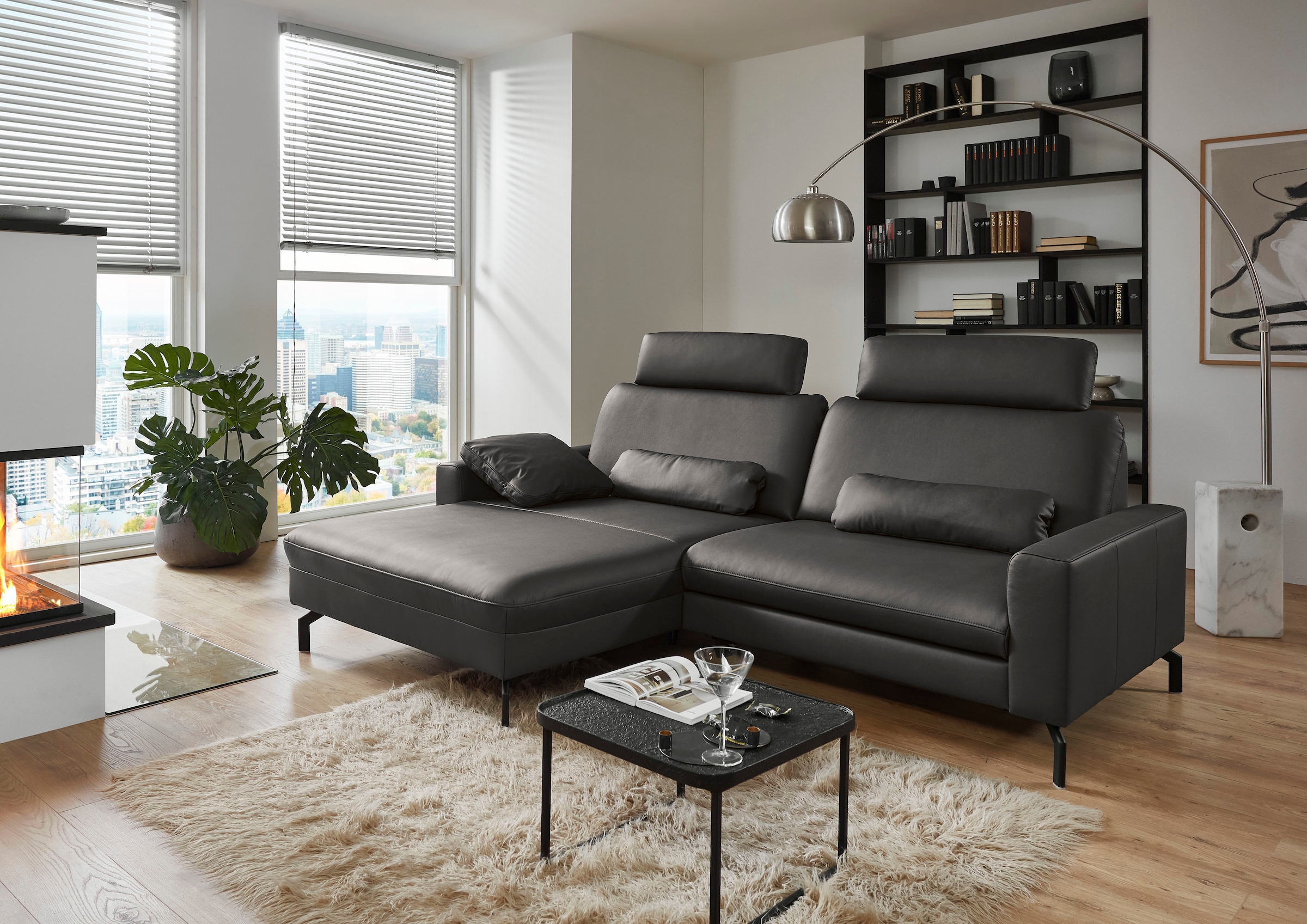 Die PlanBar Ecksofa »PN-EM20028 L-Form mit Kopfstützen«, wahlweise mit motorischem Canape