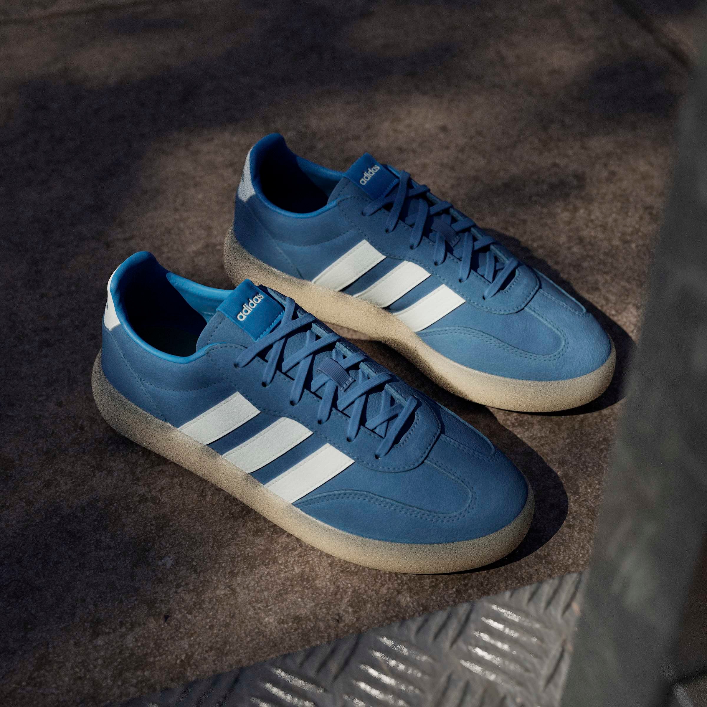 adidas Sportswear Sneaker »BARREDA DECODE«  inspiriert vom Design des adidas handball spezial