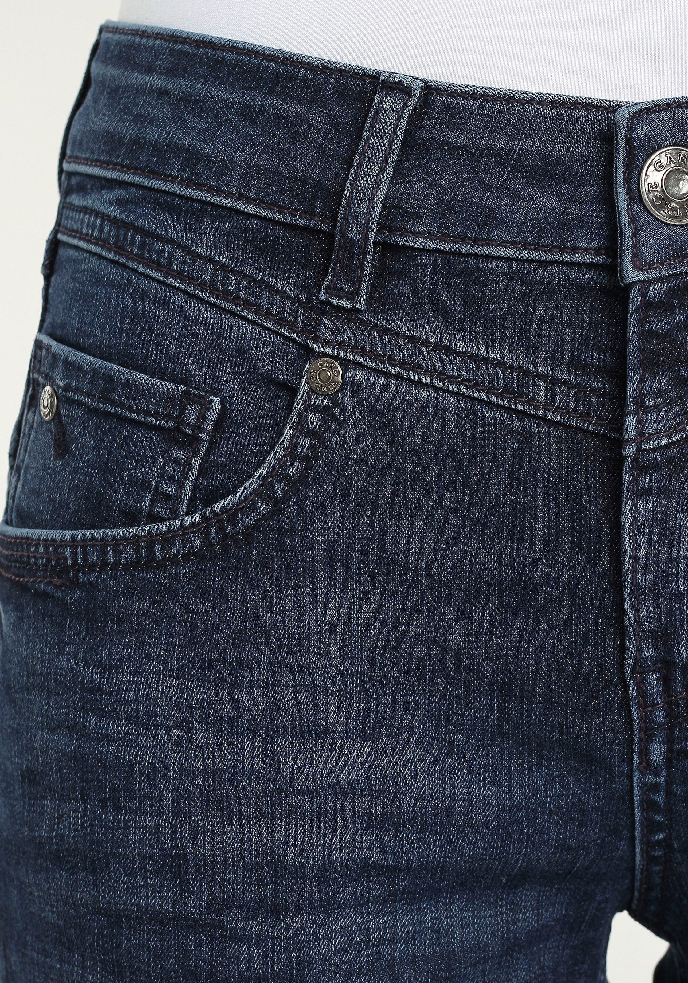 GANG Skinny-fit-Jeans »94MARISSA«, mit modischer V-Passe vorn & hinten