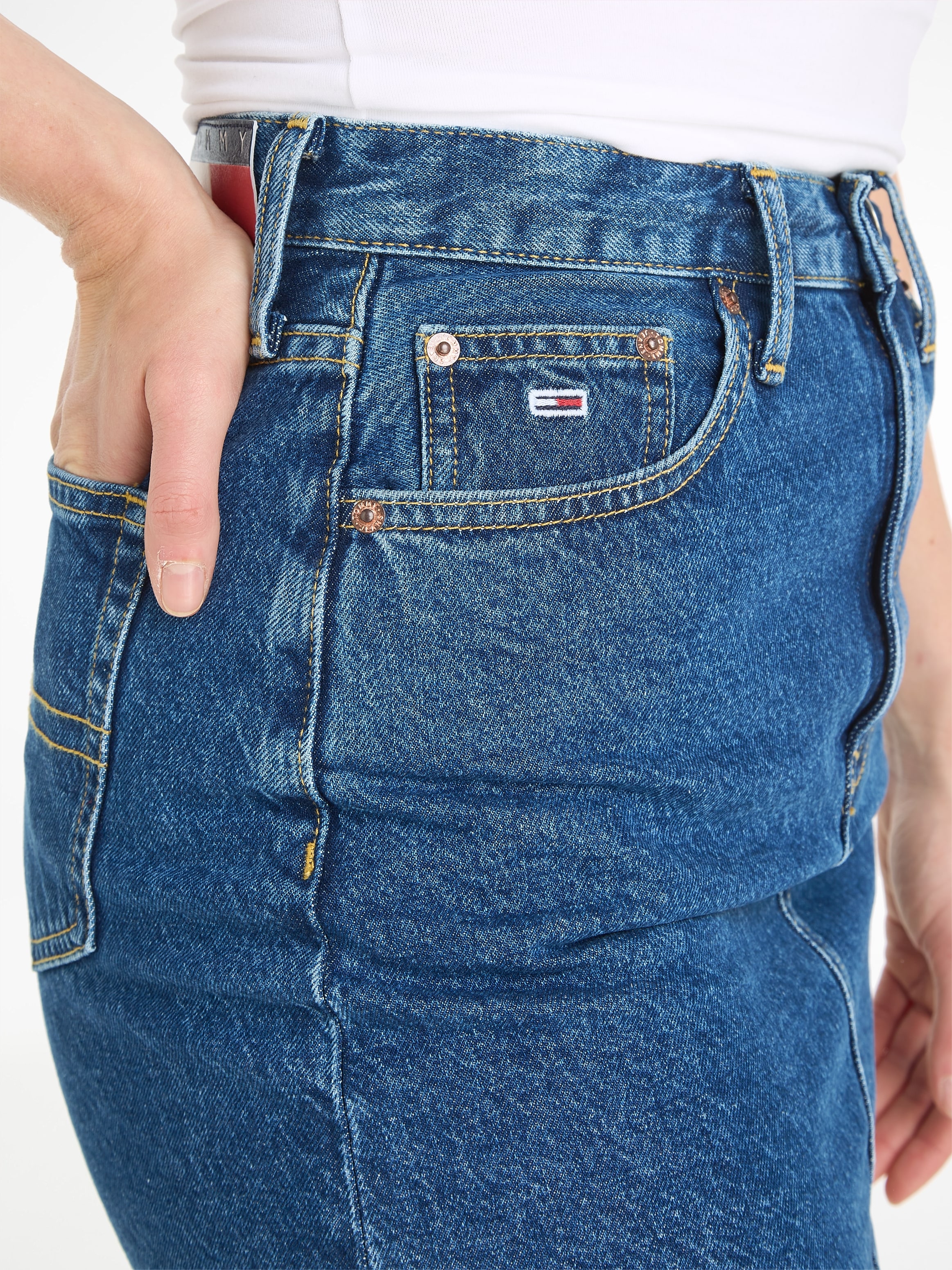 Tommy Jeans Jeansrock Logostickerei mit UH »MOM bestellen für SKIRT BAUR | AH4035«